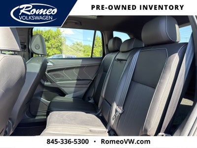 2023 Volkswagen Tiguan 2.0T SE R-Line Black