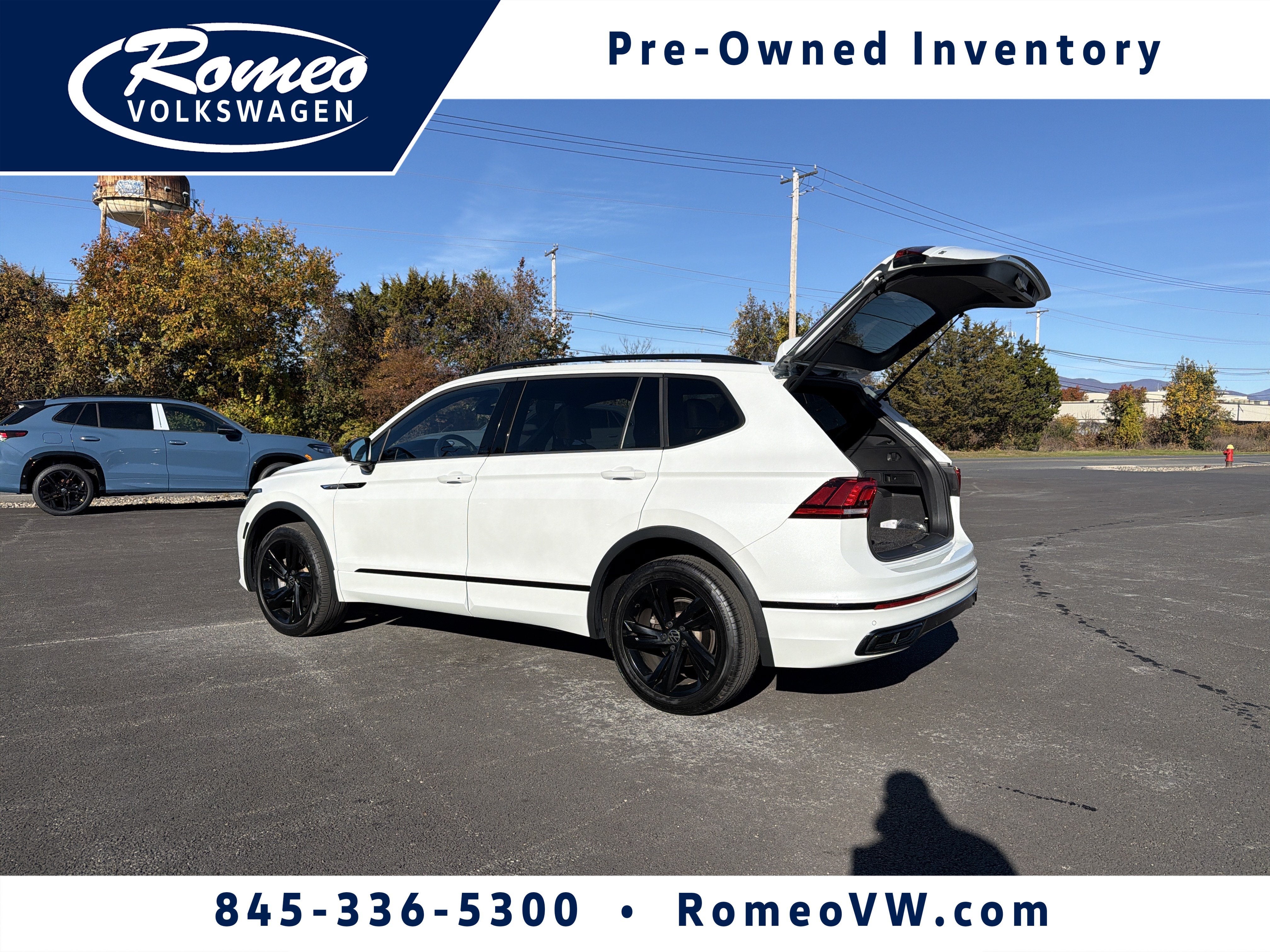 2023 Volkswagen Tiguan 2.0T SE R-Line Black