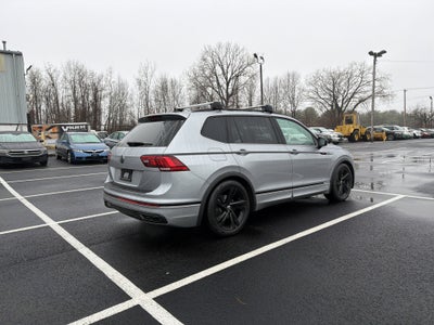 2024 Volkswagen Tiguan 2.0T SE R-Line Black