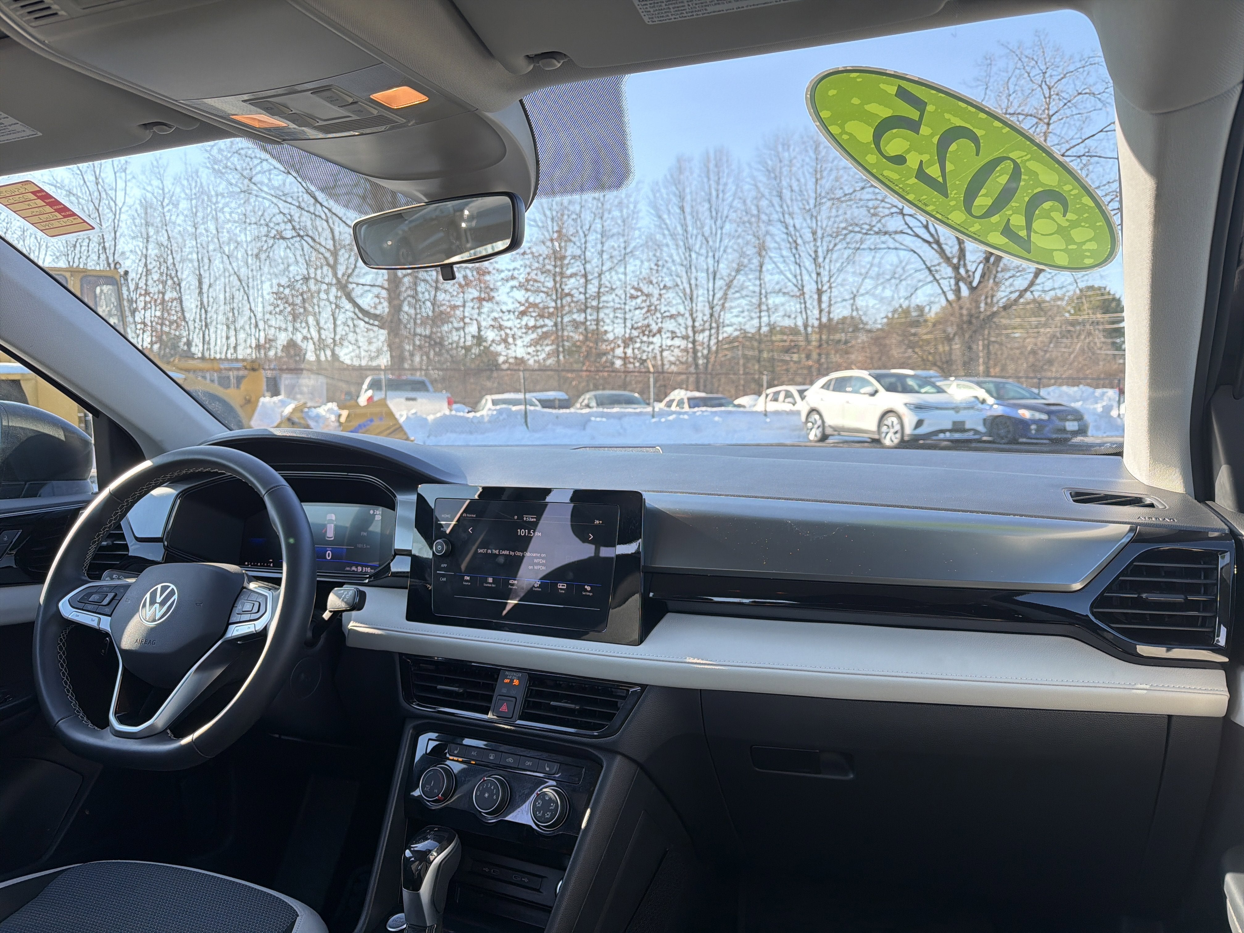 2025 Volkswagen Taos 1.5T S