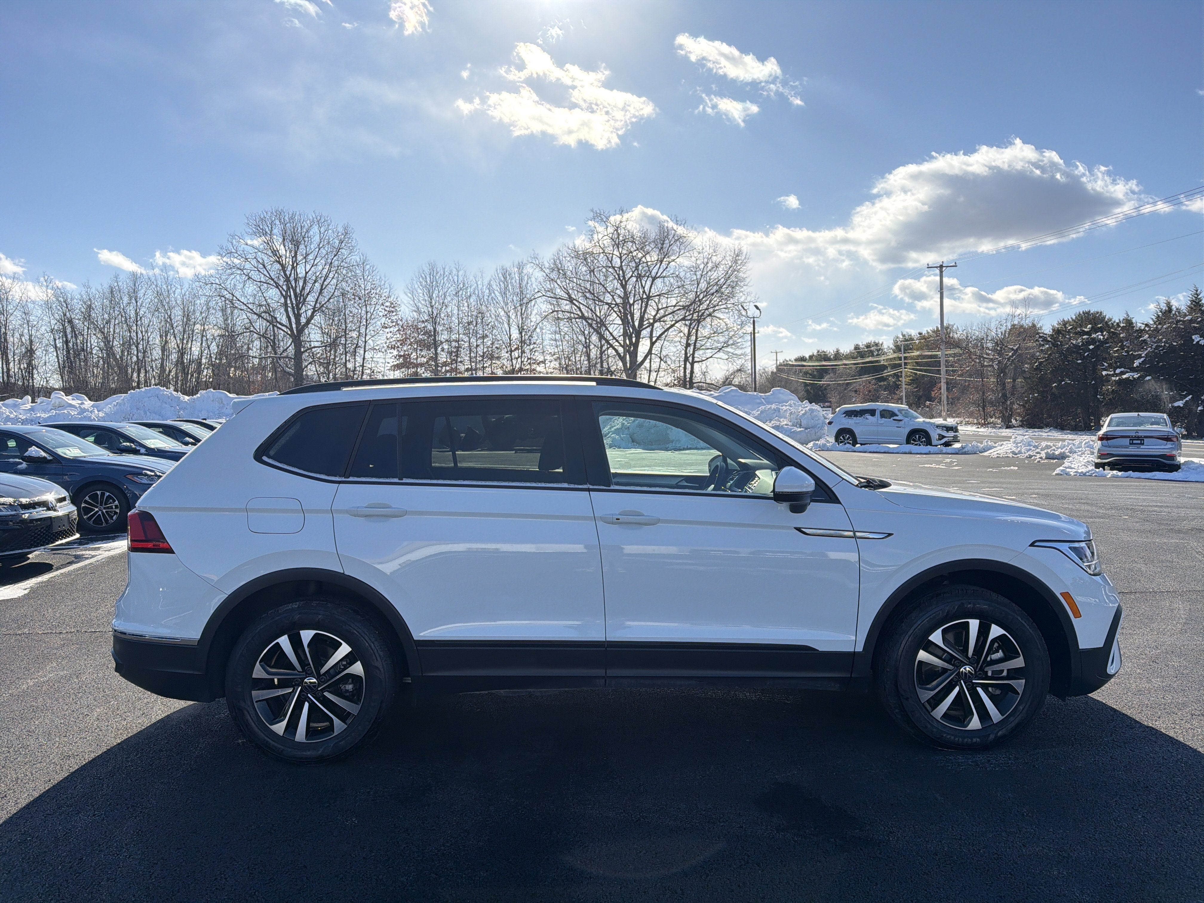 2024 Volkswagen Tiguan 2.0T S