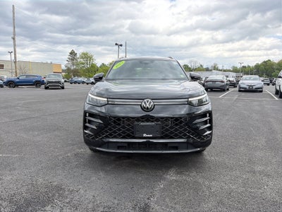 2025 Volkswagen Tiguan 2.0T SE R-Line Black
