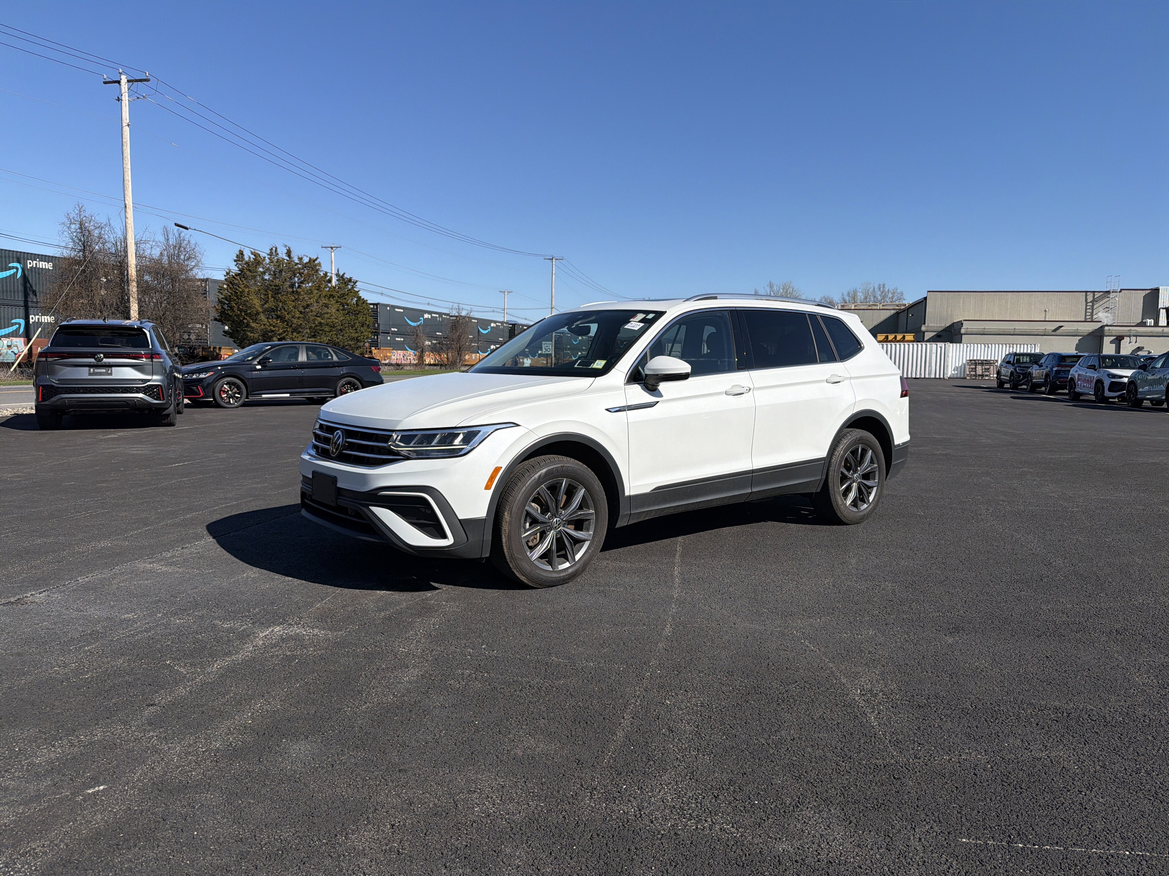 2023 Volkswagen Tiguan 2.0T SE