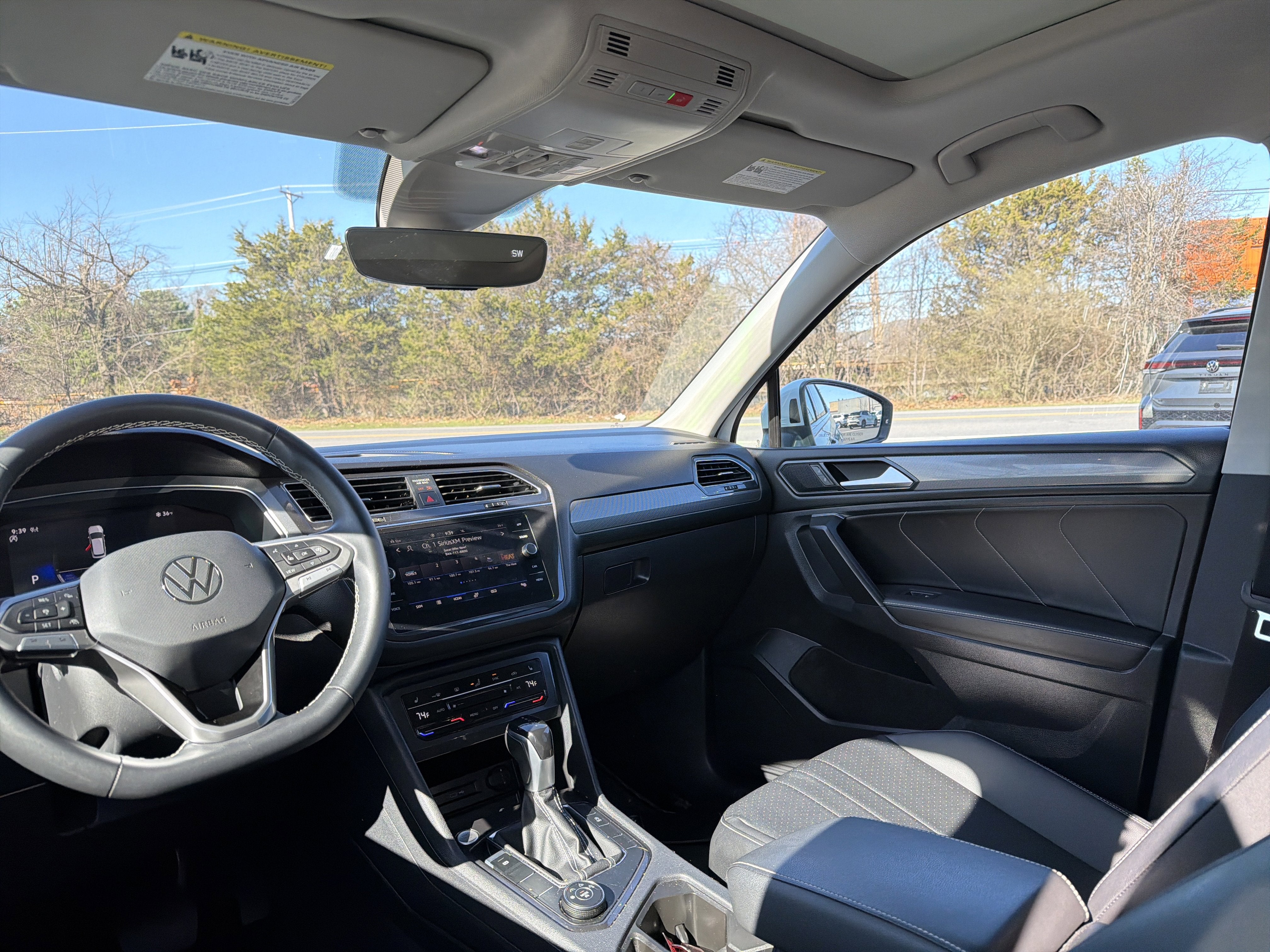 2023 Volkswagen Tiguan 2.0T SE