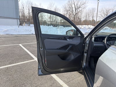 2025 Volkswagen Tiguan 2.0T SE