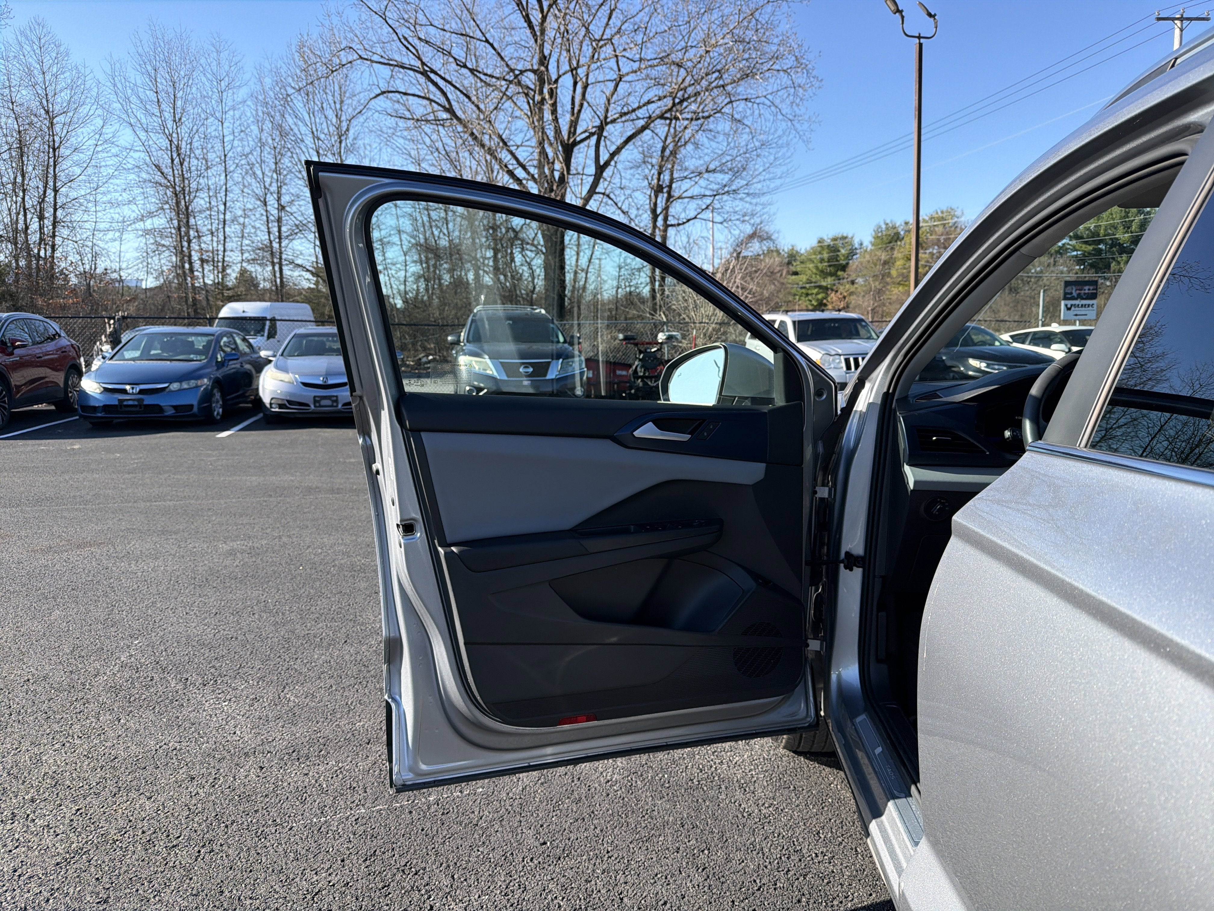 2023 Volkswagen Taos 1.5T SE