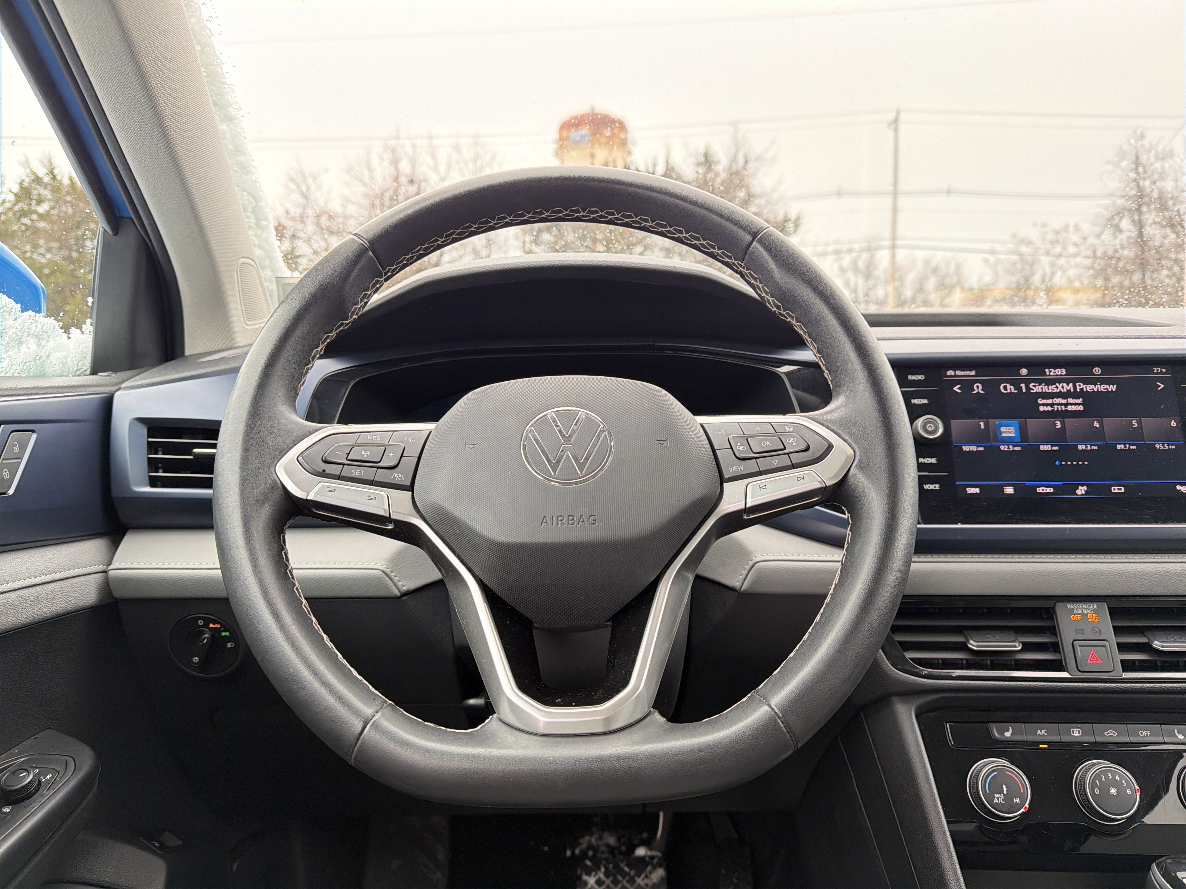 2023 Volkswagen Taos 1.5T SE