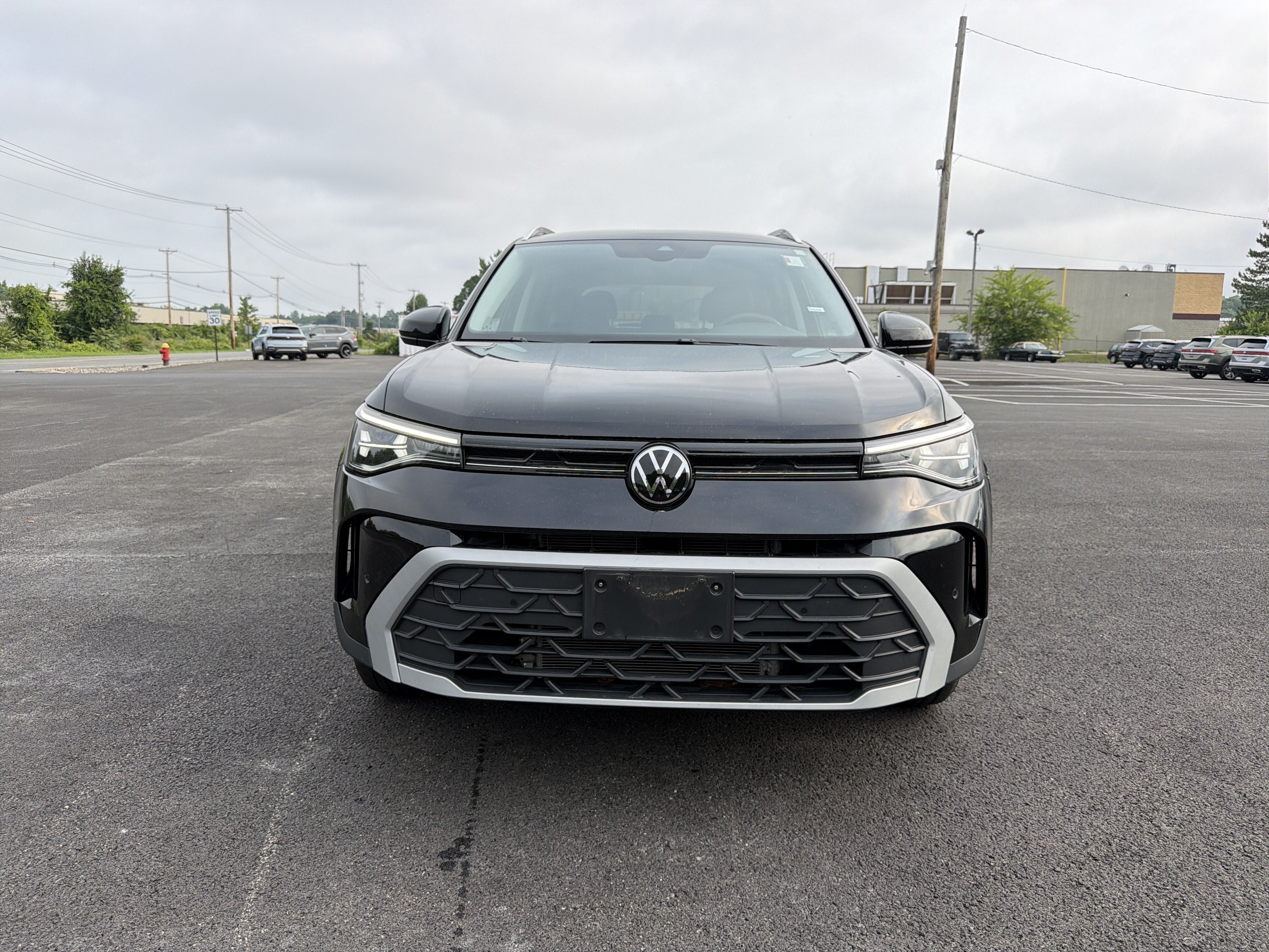 2025 Volkswagen Taos 1.5T SE