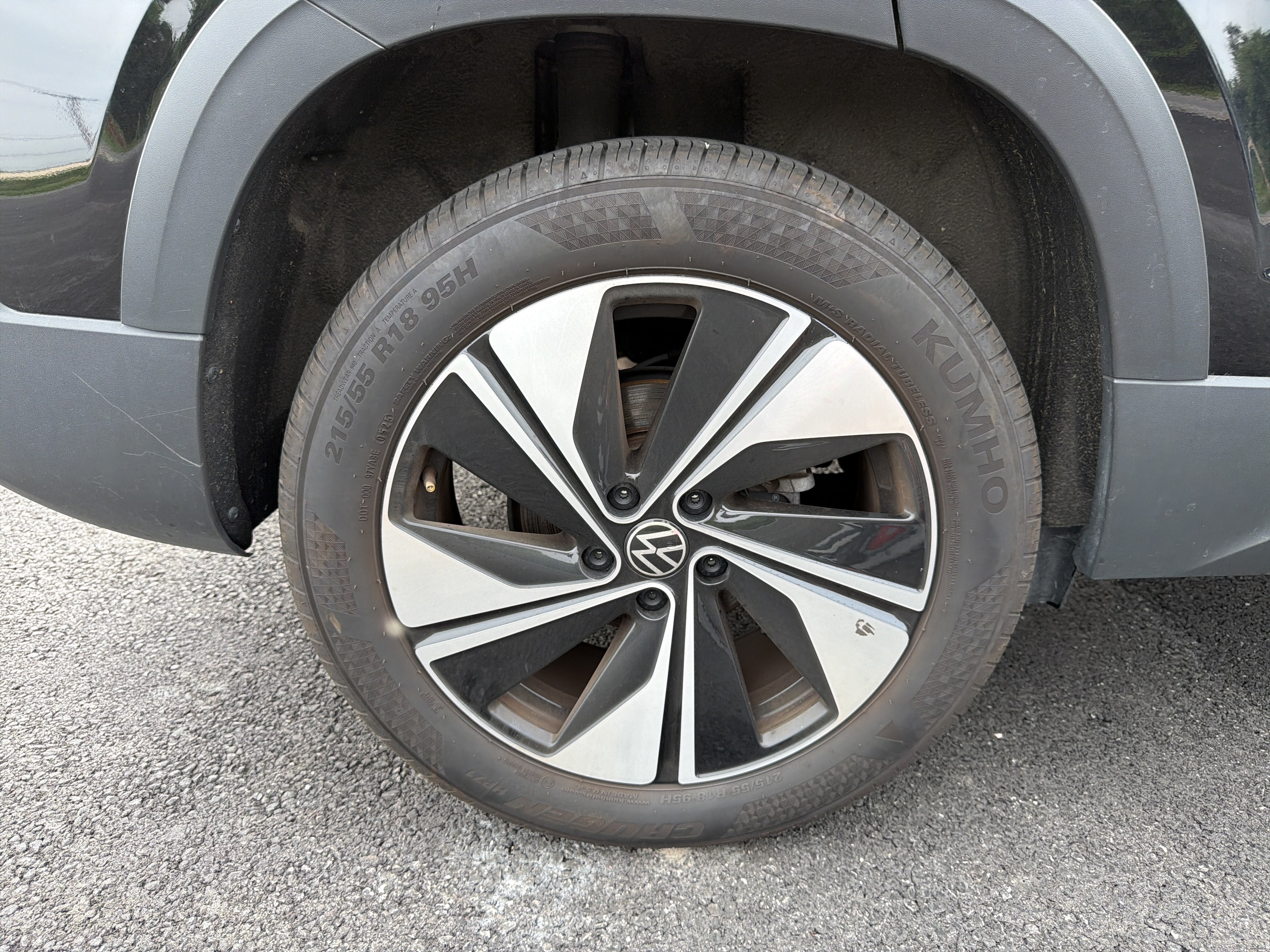 2025 Volkswagen Taos 1.5T SE