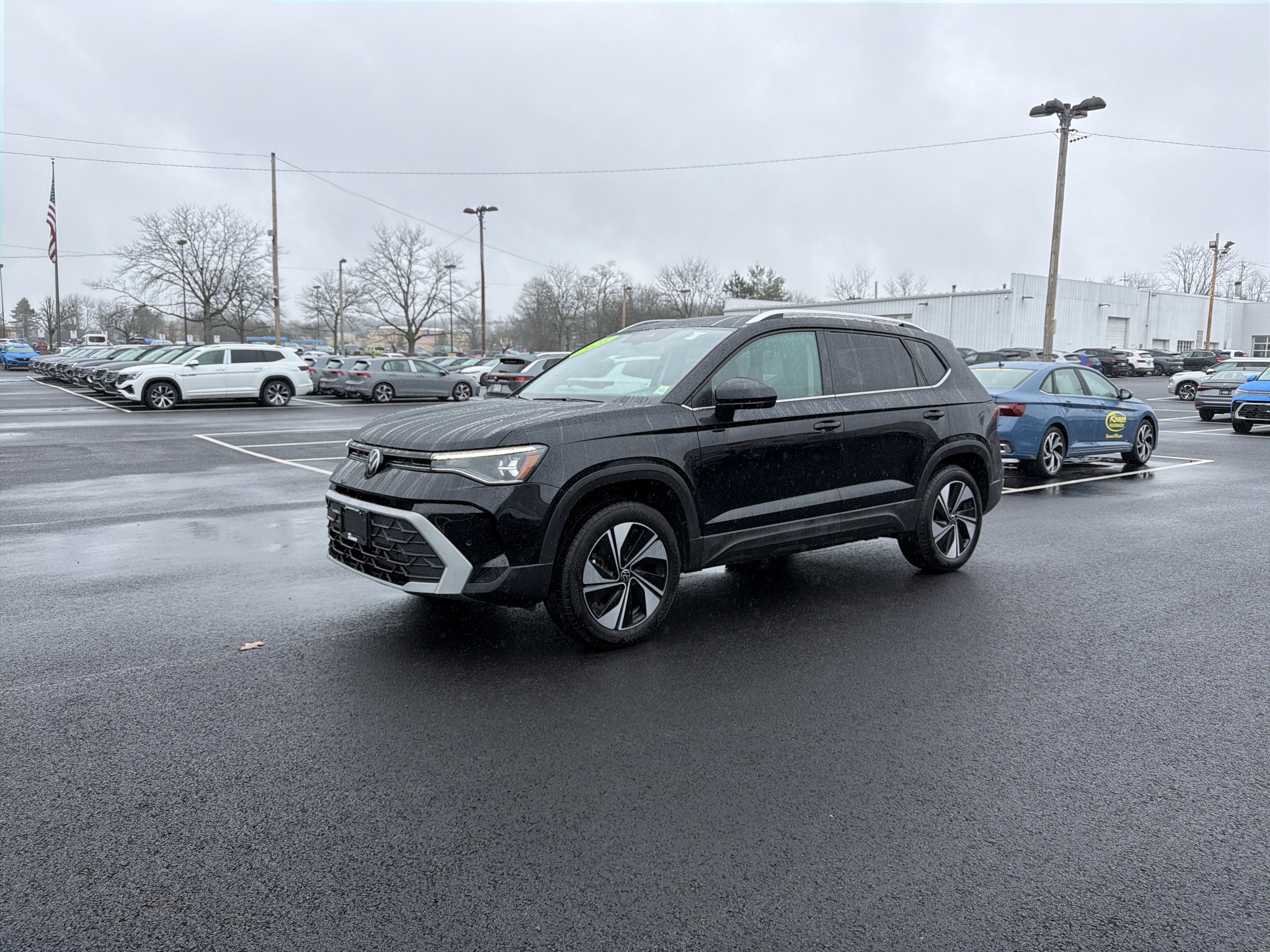 2025 Volkswagen Taos 1.5T SE