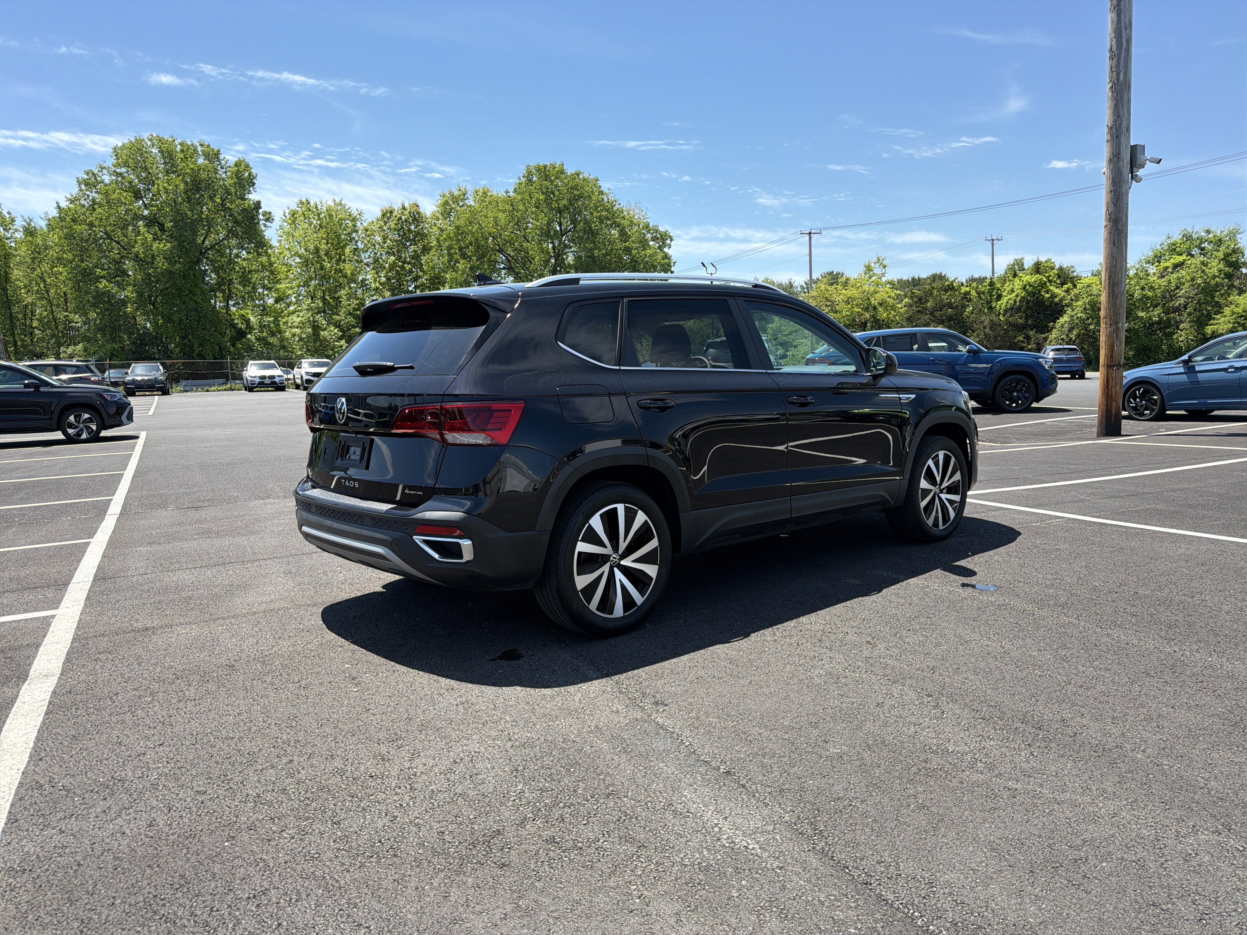 2022 Volkswagen Taos 1.5T SE