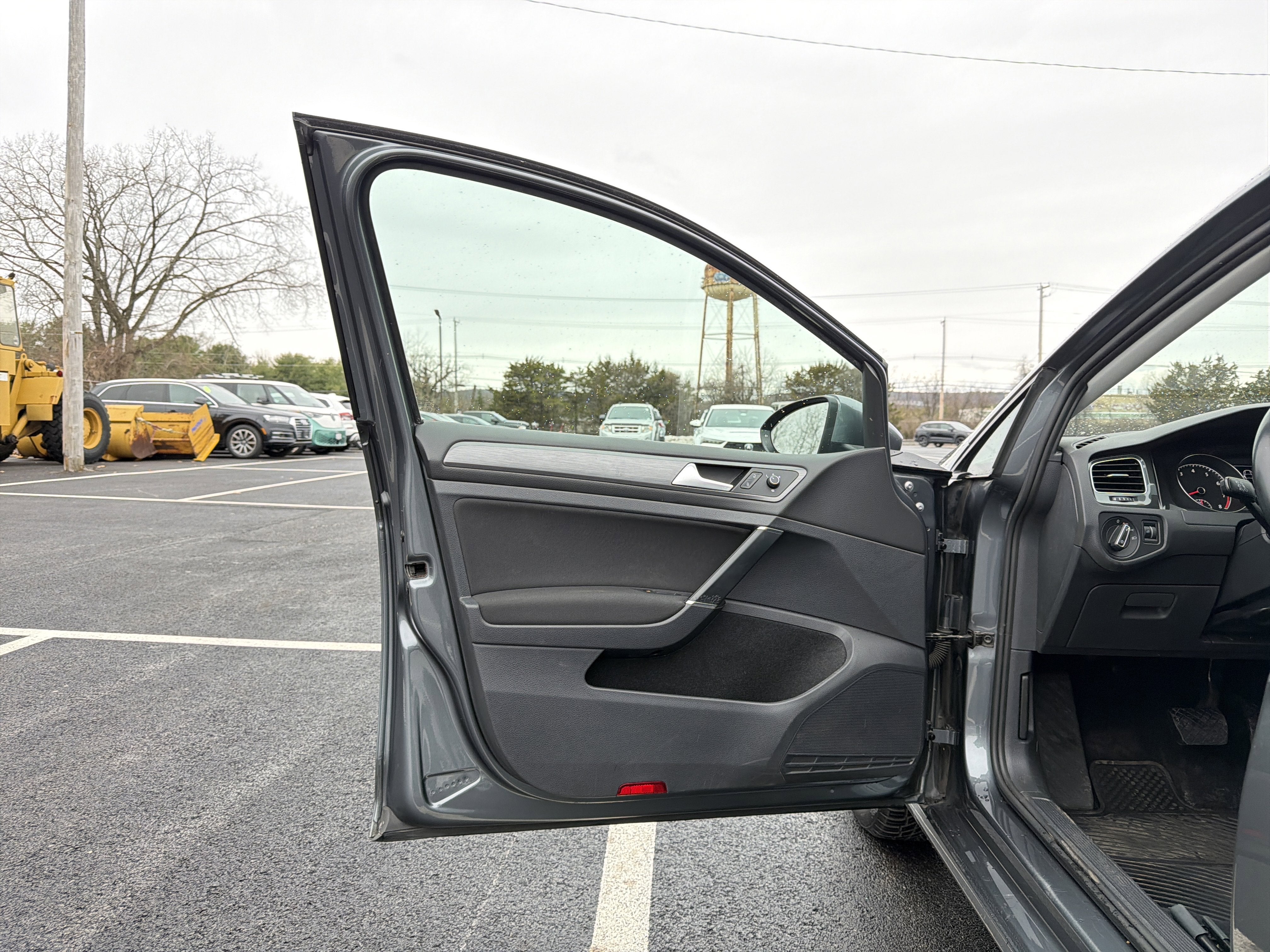 2018 Volkswagen Golf SportWagen S 4Motion