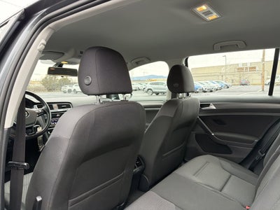 2018 Volkswagen Golf SportWagen S 4Motion