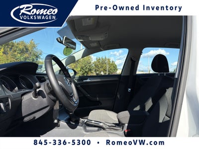 2016 Volkswagen Golf TSI SE 4-Door