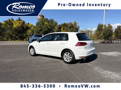 2016 Volkswagen Golf TSI SE 4-Door