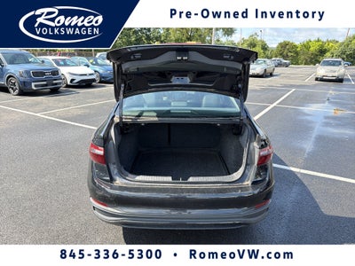 2025 Volkswagen Jetta 1.5T SE