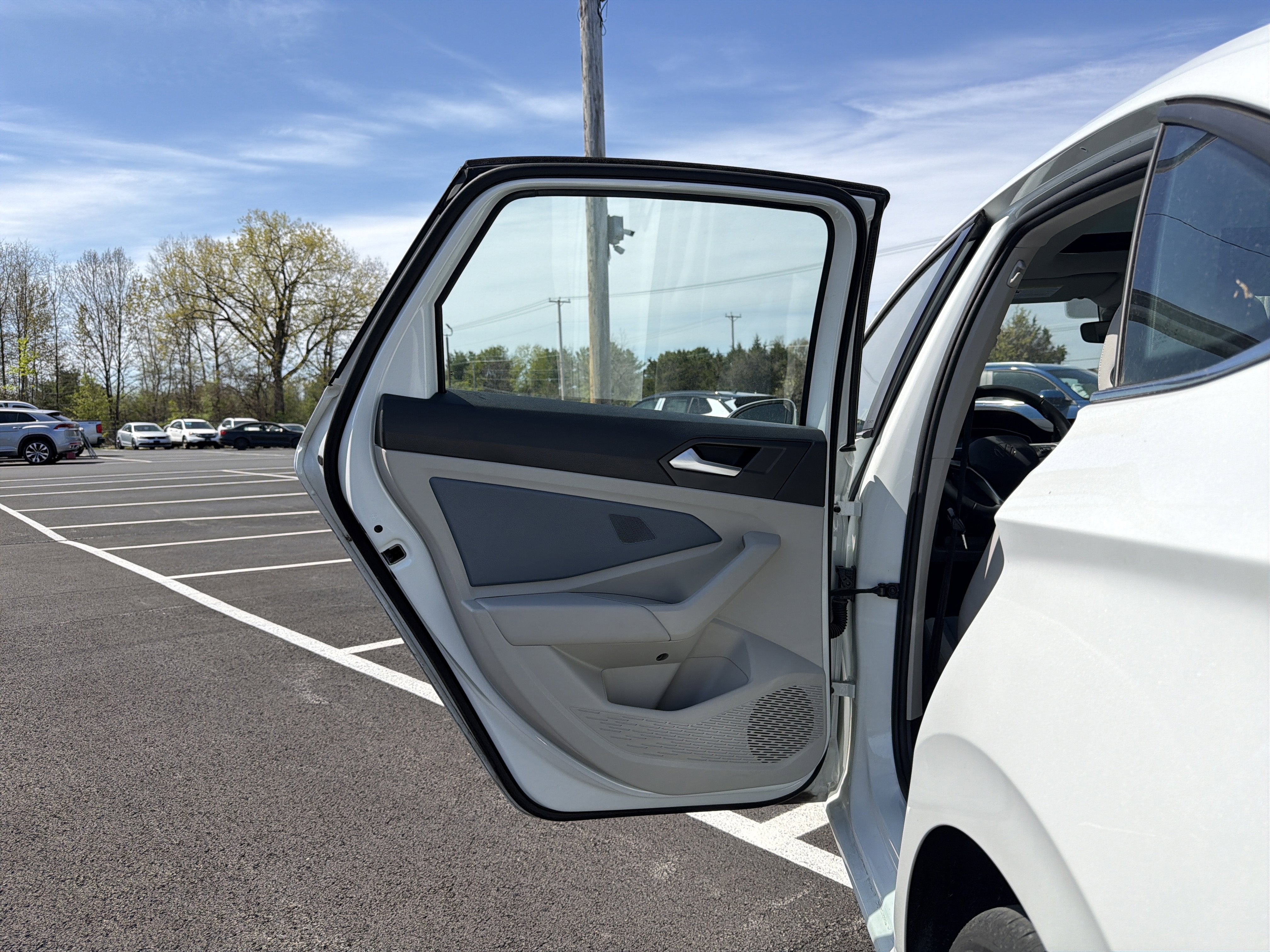 2025 Volkswagen Jetta 1.5T SE