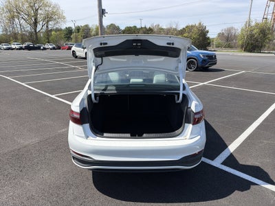 2025 Volkswagen Jetta 1.5T SE