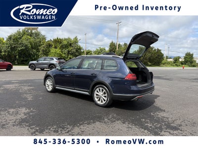 2017 Volkswagen Golf Alltrack TSI S 4Motion