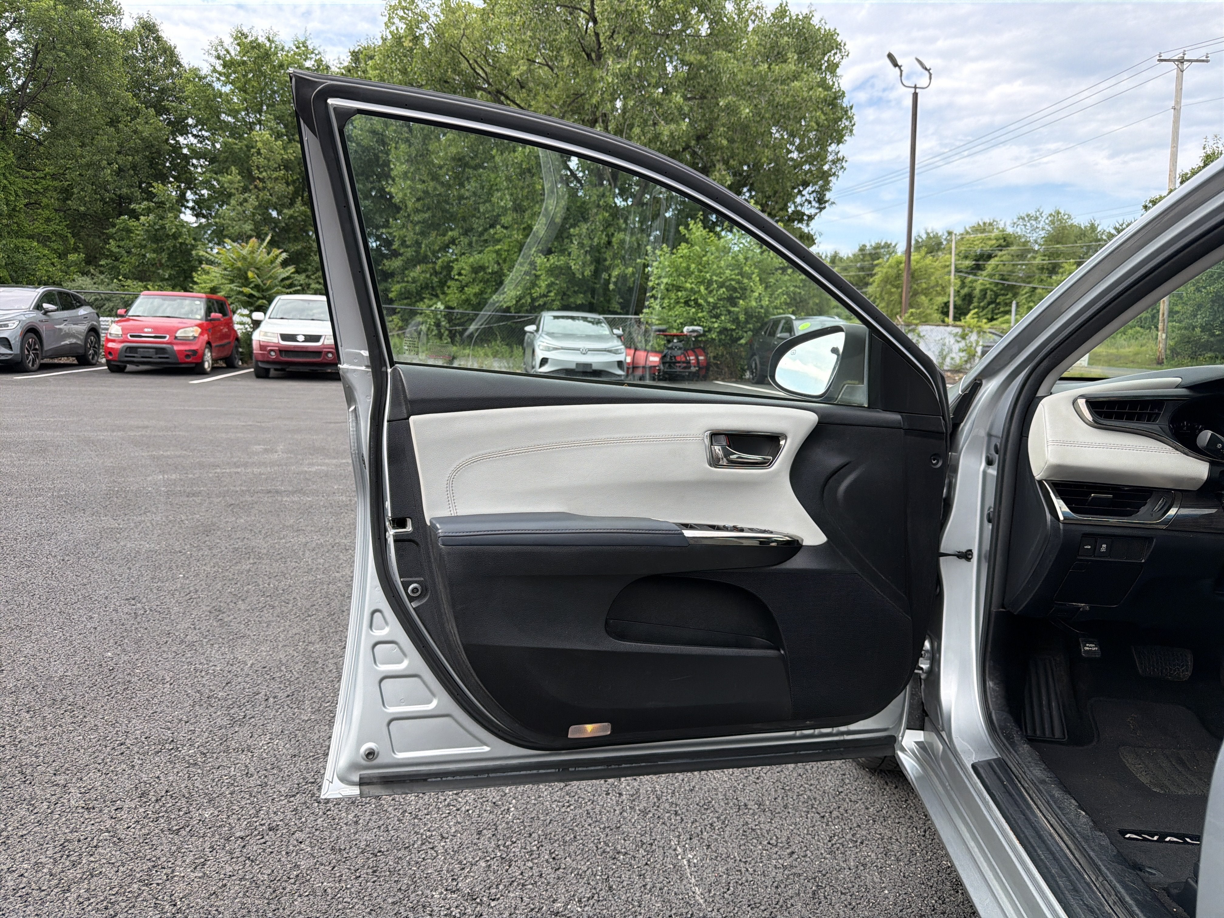 2015 Toyota Avalon XLE