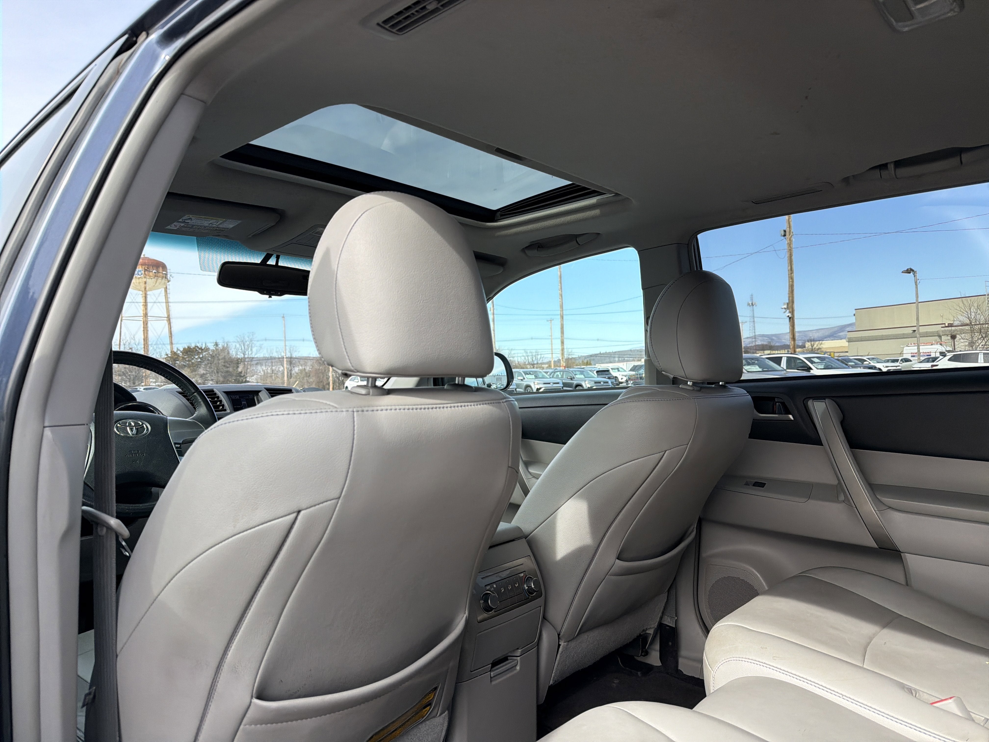 2013 Toyota Highlander Base Plus V6