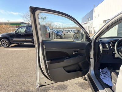 2025 Mitsubishi Outlander Sport Base