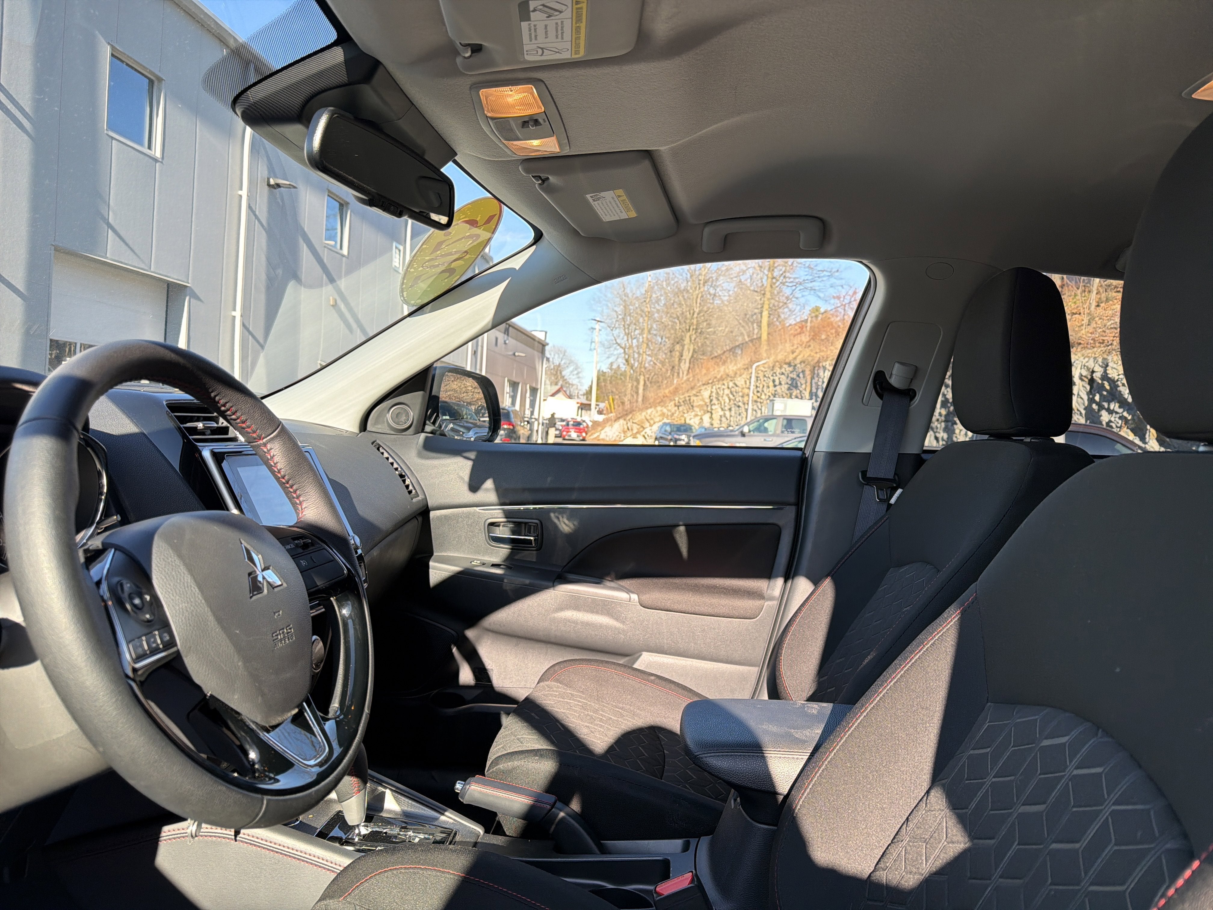 2025 Mitsubishi Outlander Sport Base