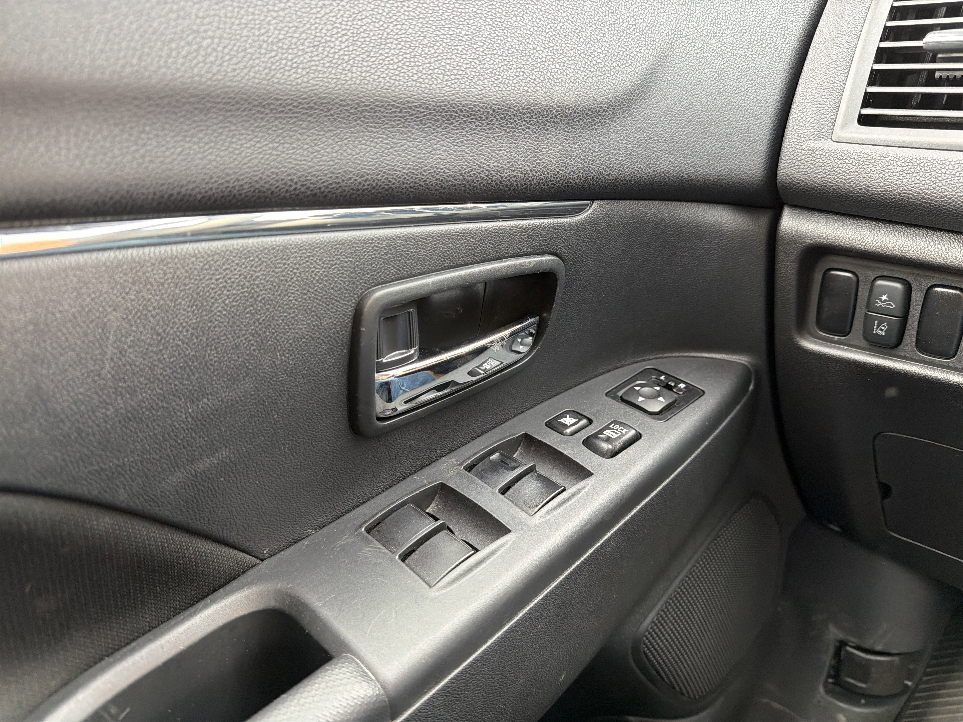 2024 Mitsubishi Outlander Sport 2.0 ES