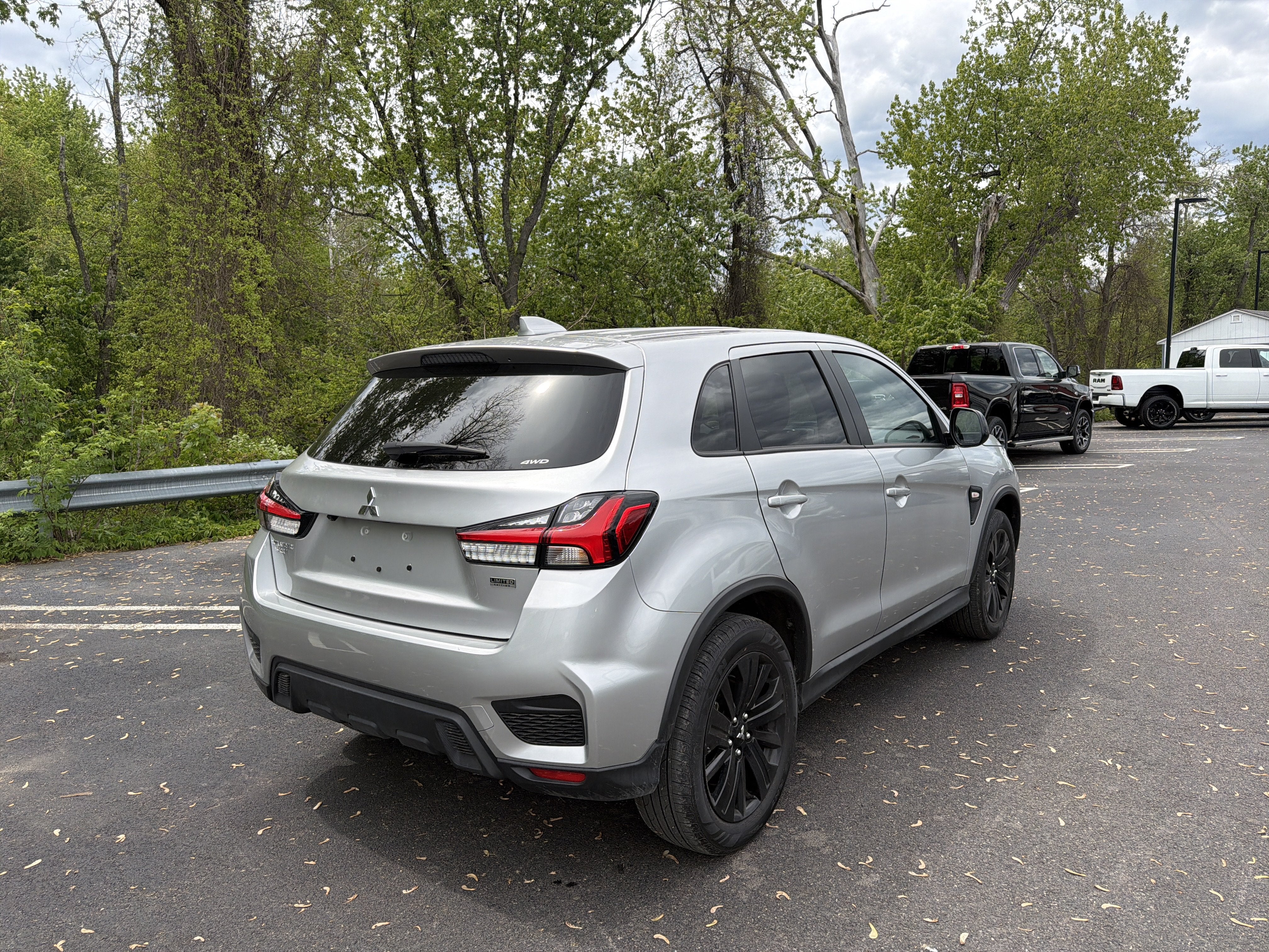 2025 Mitsubishi Outlander Sport 2.0 ES
