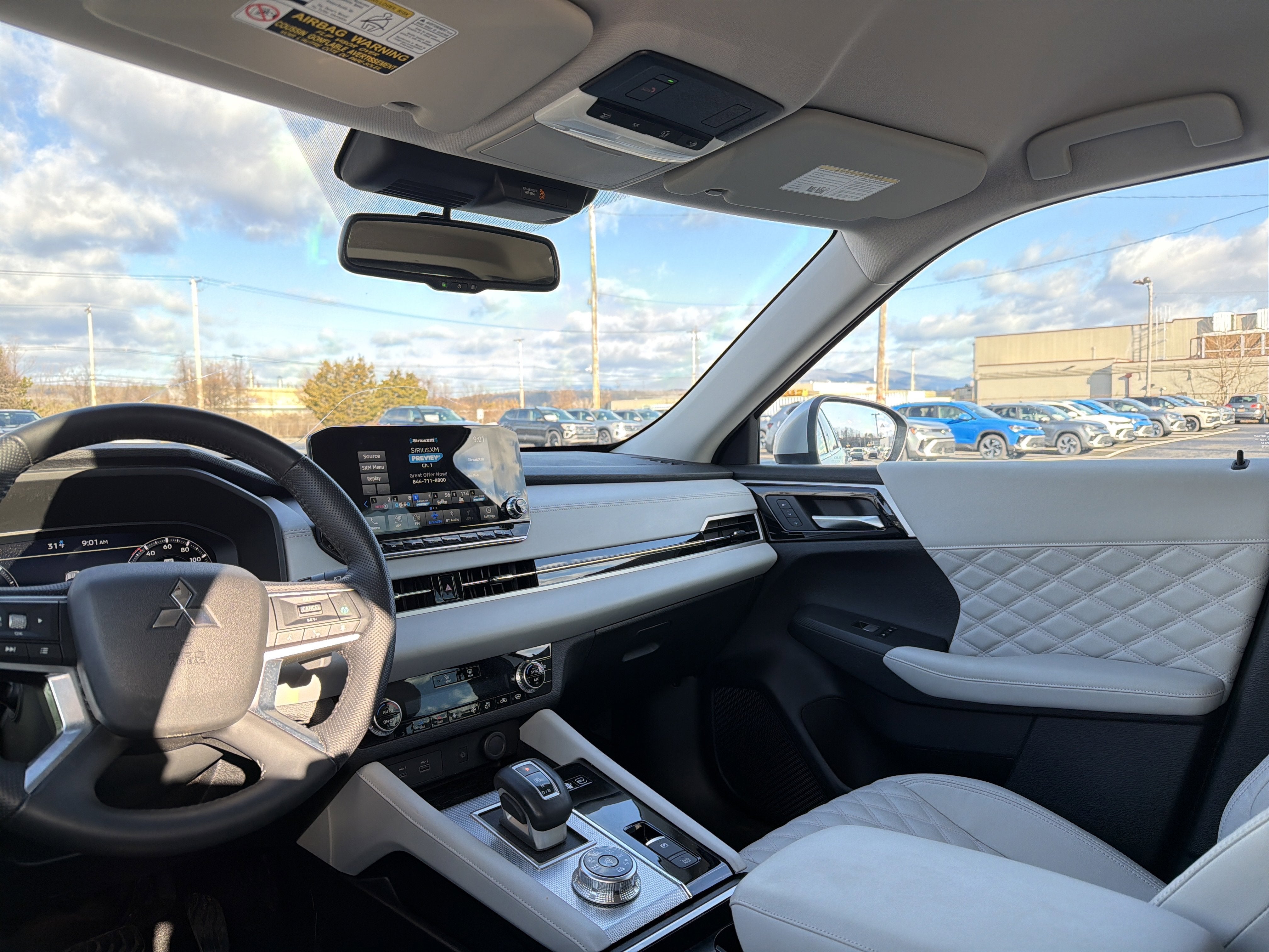 2023 Mitsubishi Outlander PHEV Base