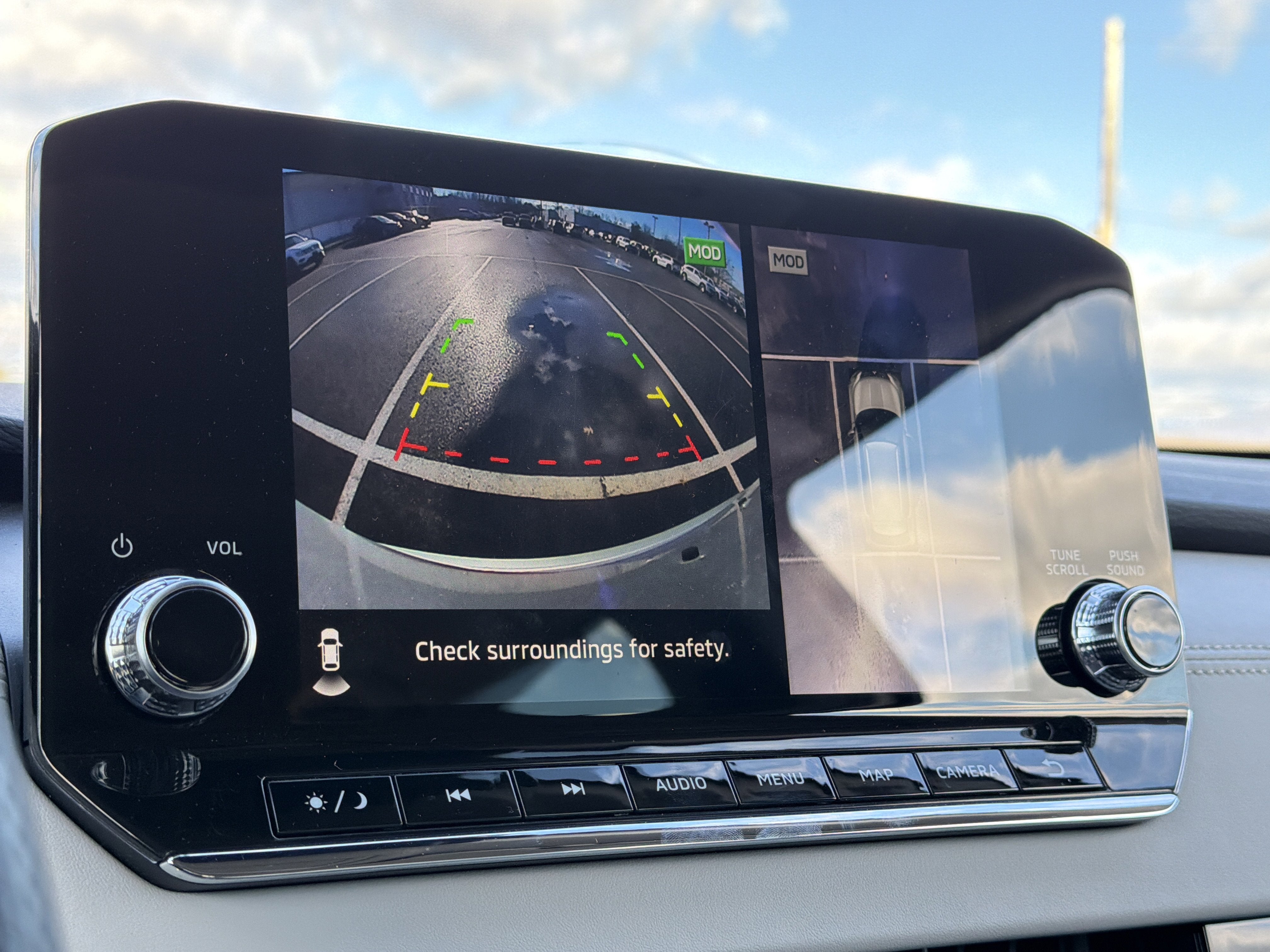 2023 Mitsubishi Outlander PHEV Base