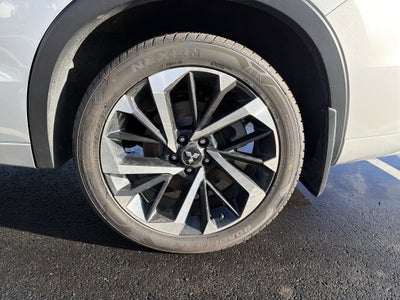 2023 Mitsubishi Outlander PHEV Base