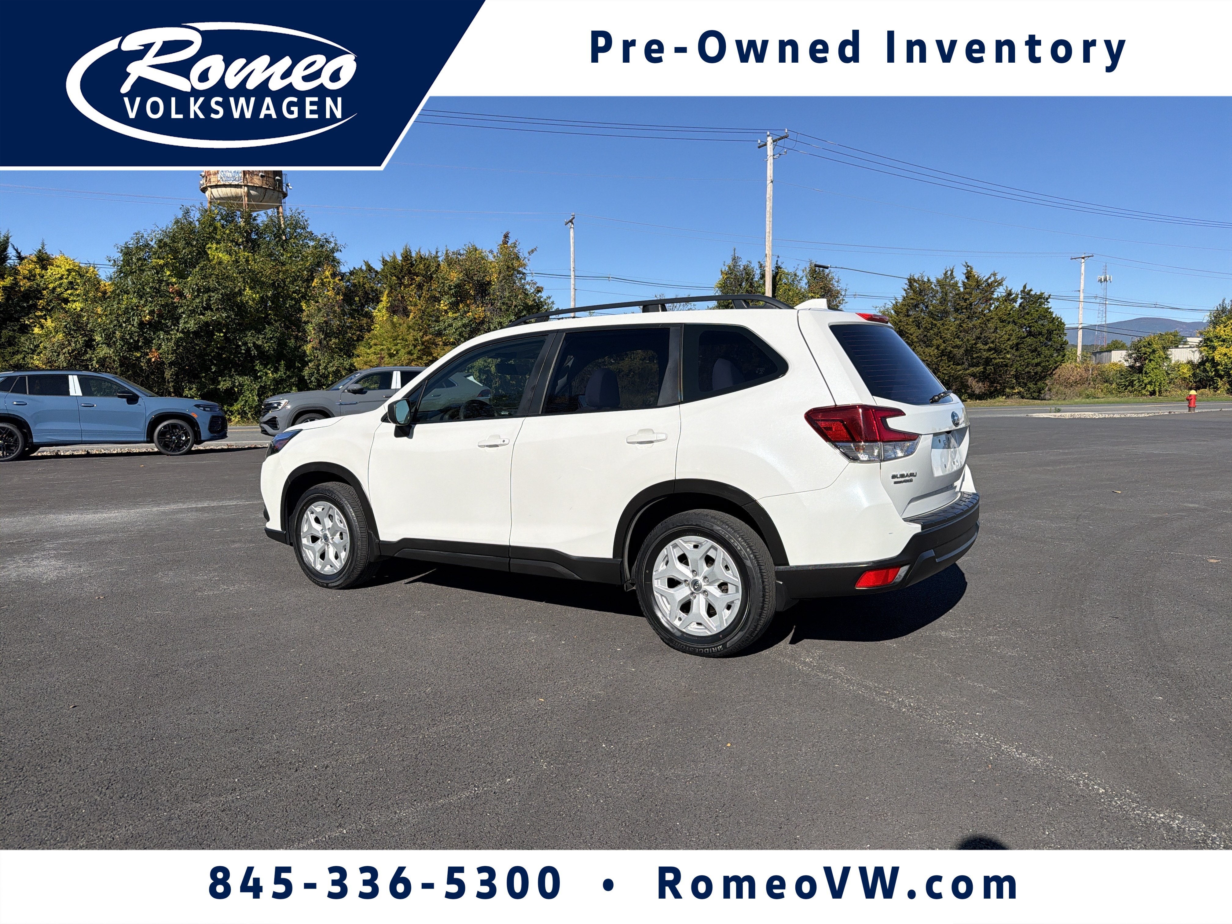 2023 Subaru Forester Base
