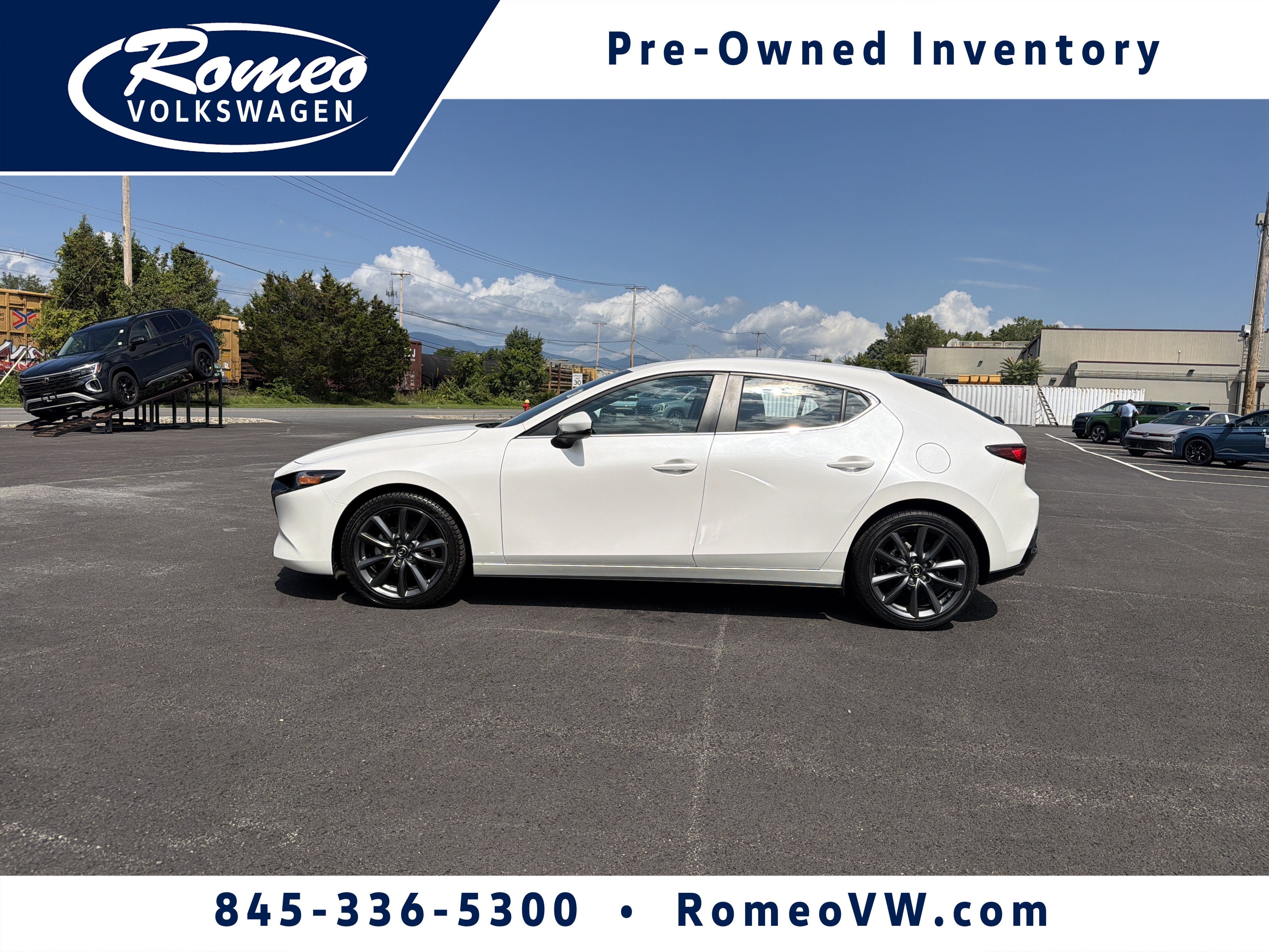 2023 Mazda Mazda3 2.5 S Preferred Package