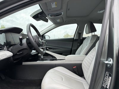 2025 Hyundai Elantra Limited