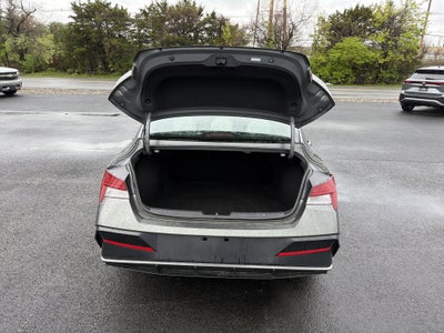 2025 Hyundai Elantra Limited