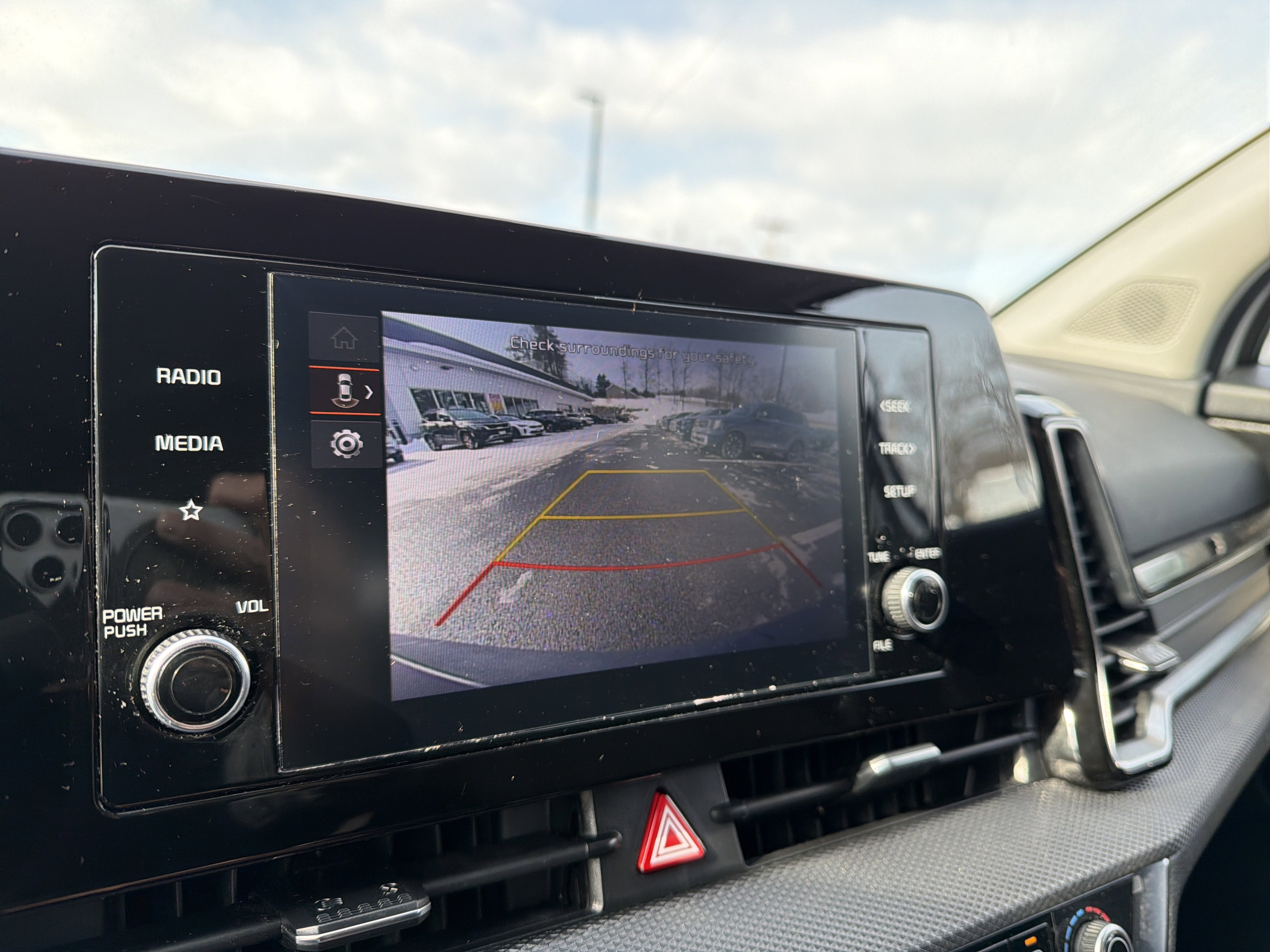 2024 Kia Sportage Hybrid LX