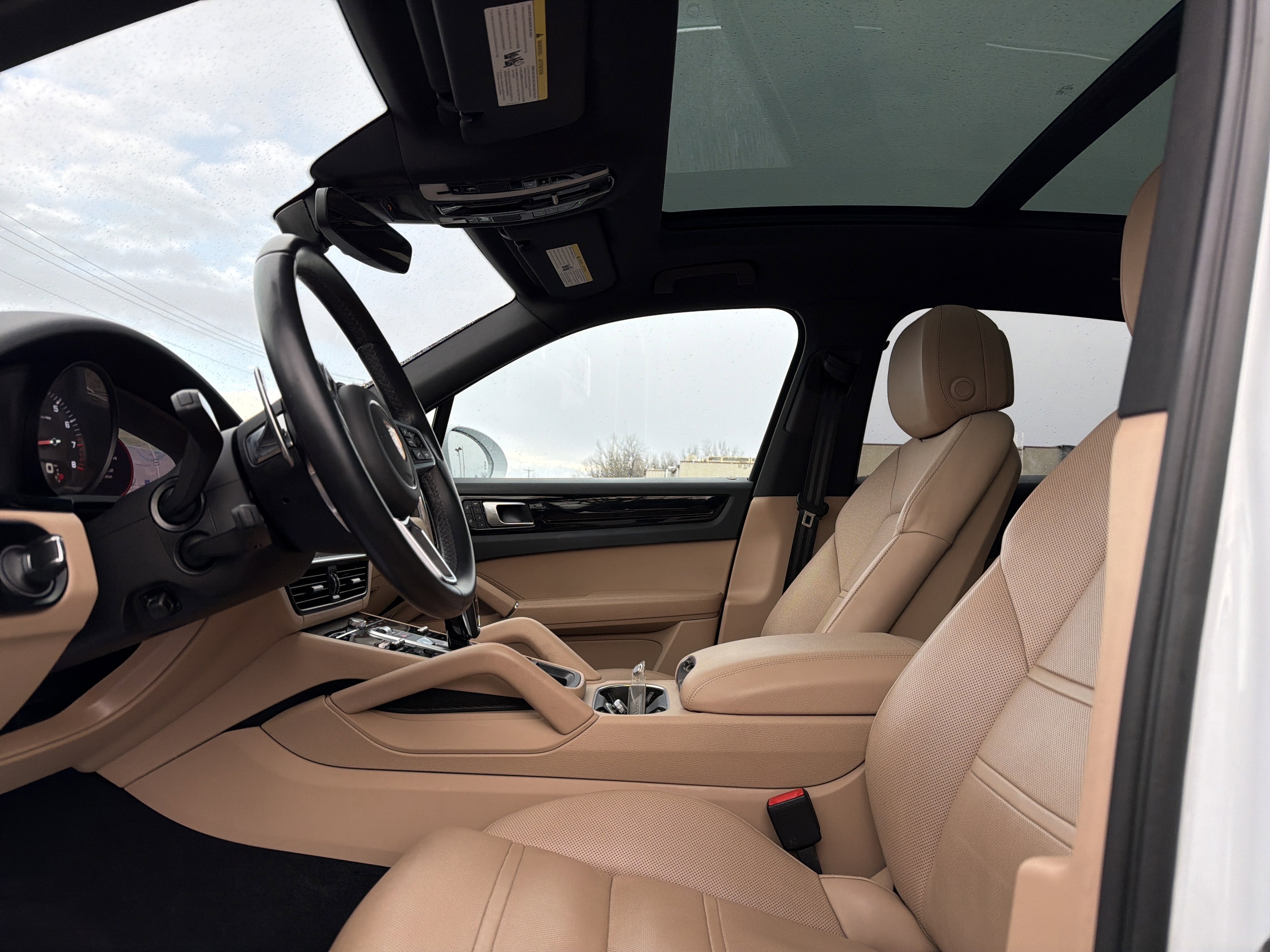 2023 Porsche Cayenne Base