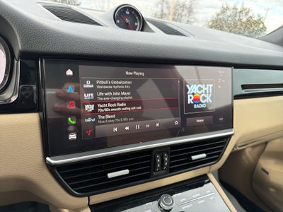 2023 Porsche Cayenne Base