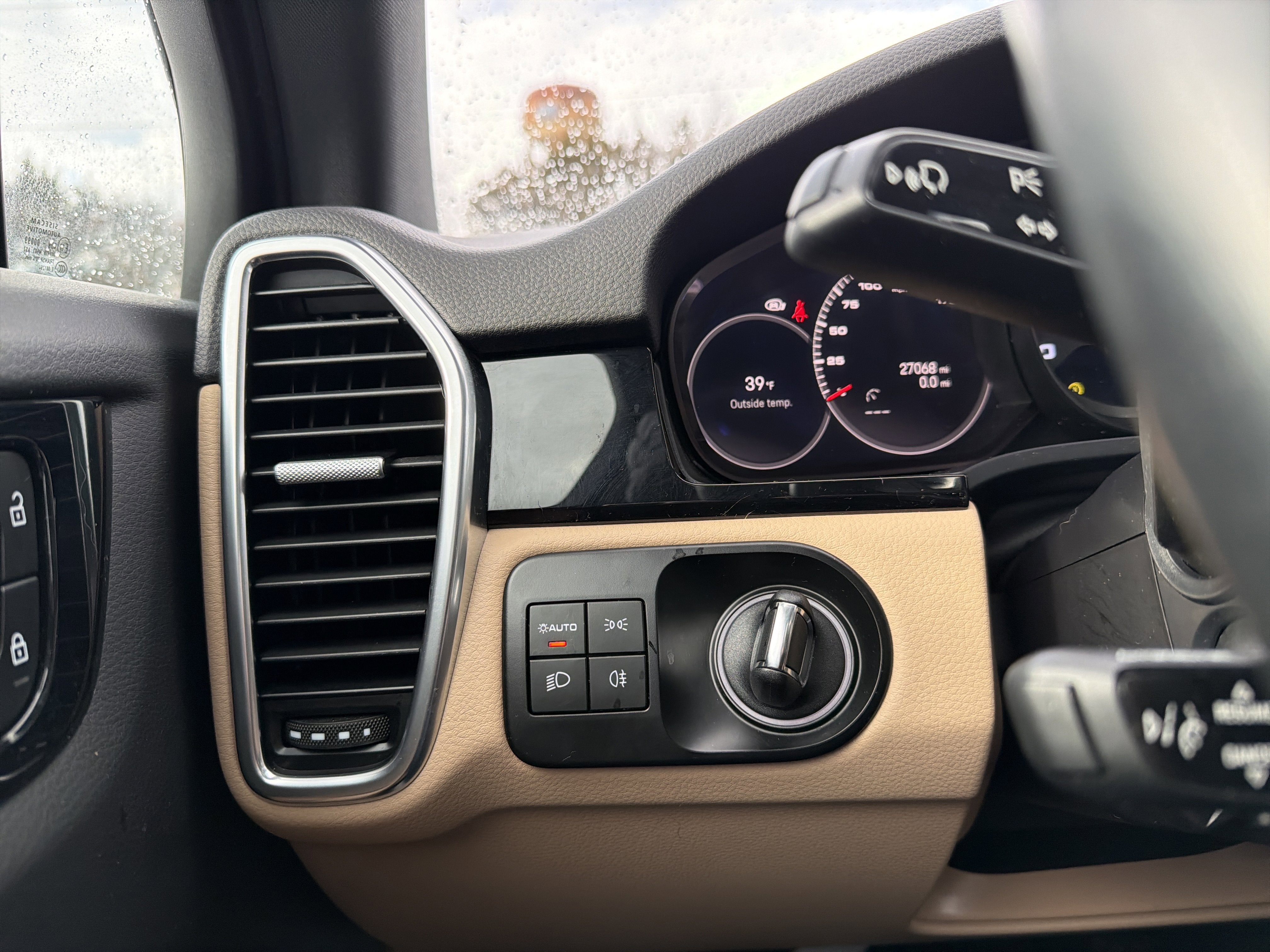 2023 Porsche Cayenne Base