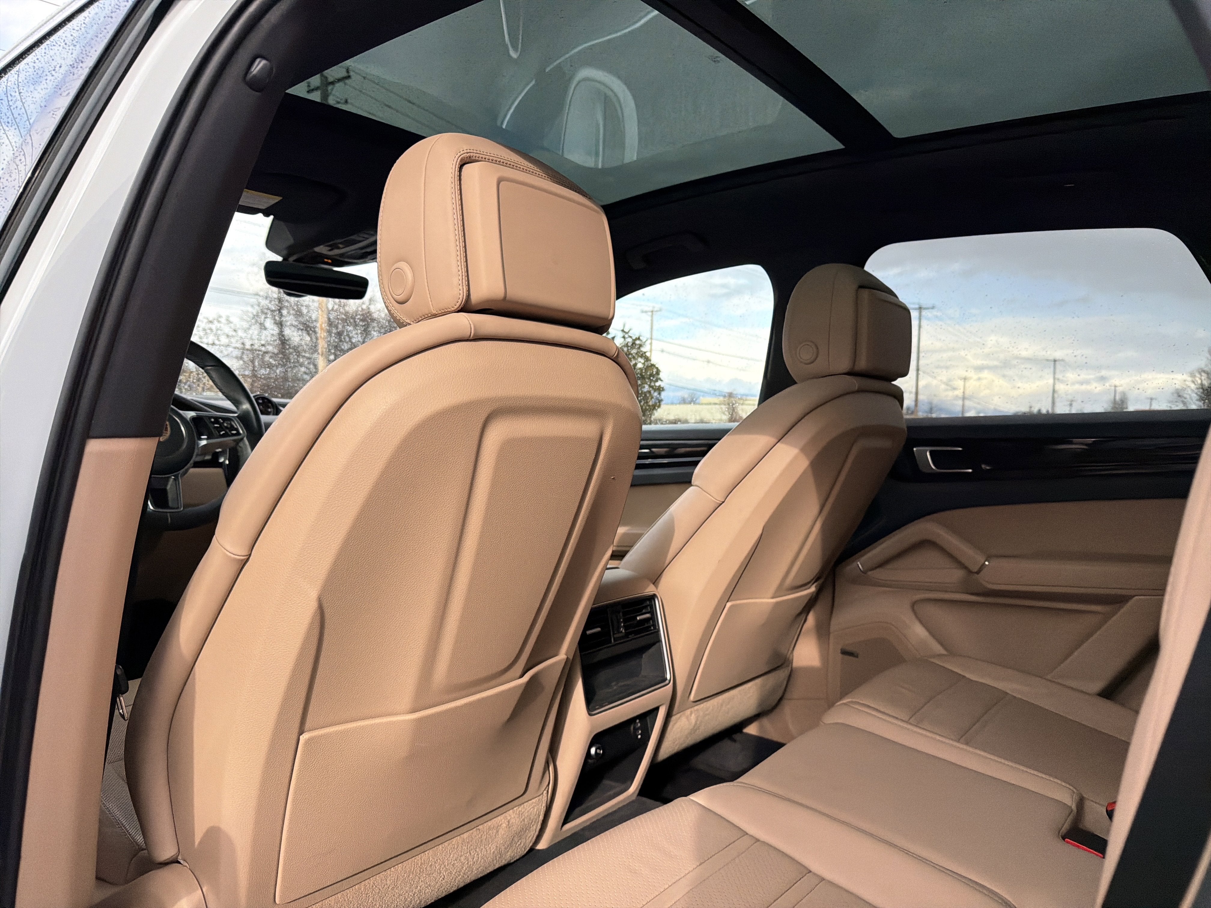 2023 Porsche Cayenne Base