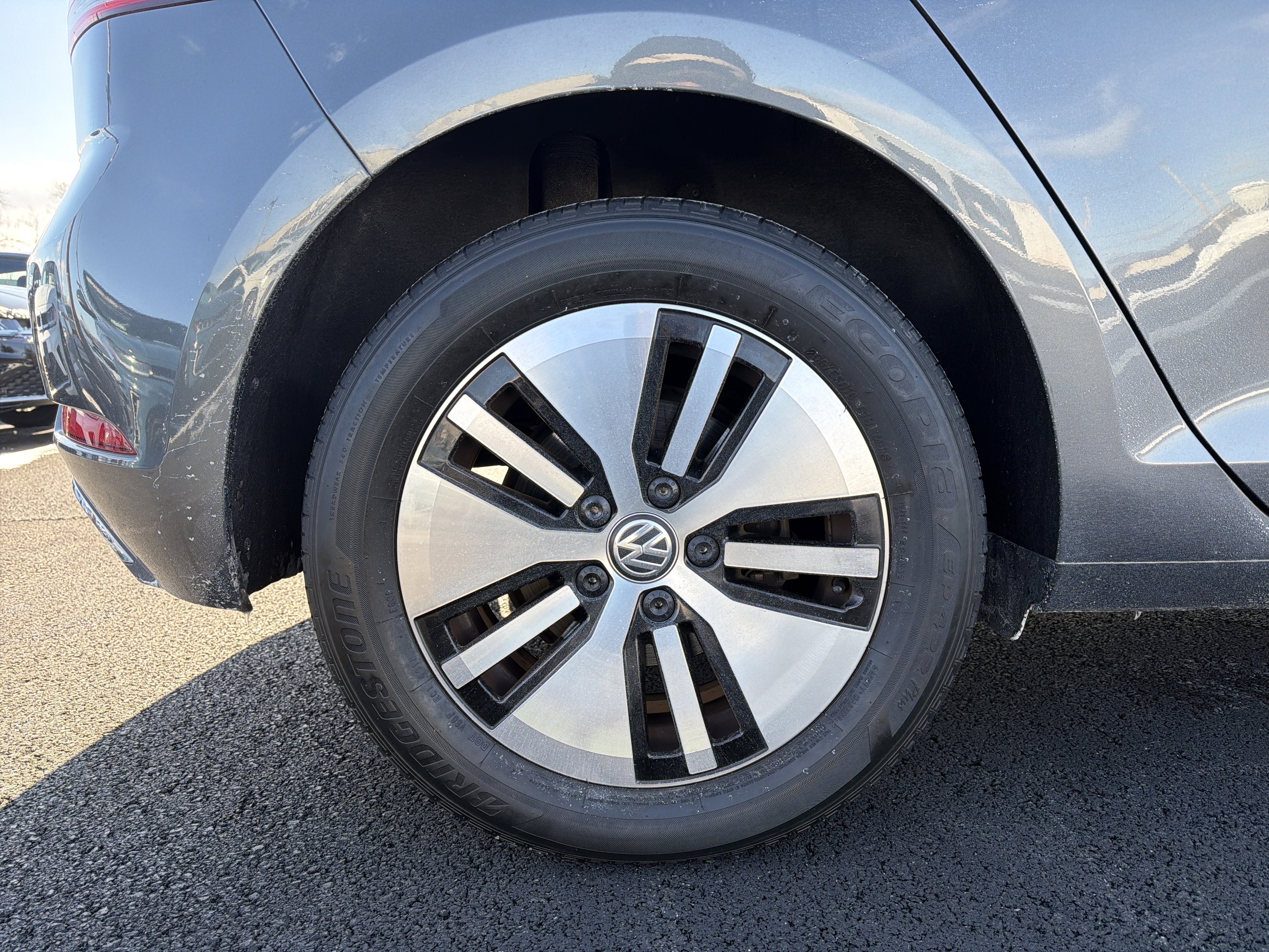 2019 Volkswagen e-Golf SE