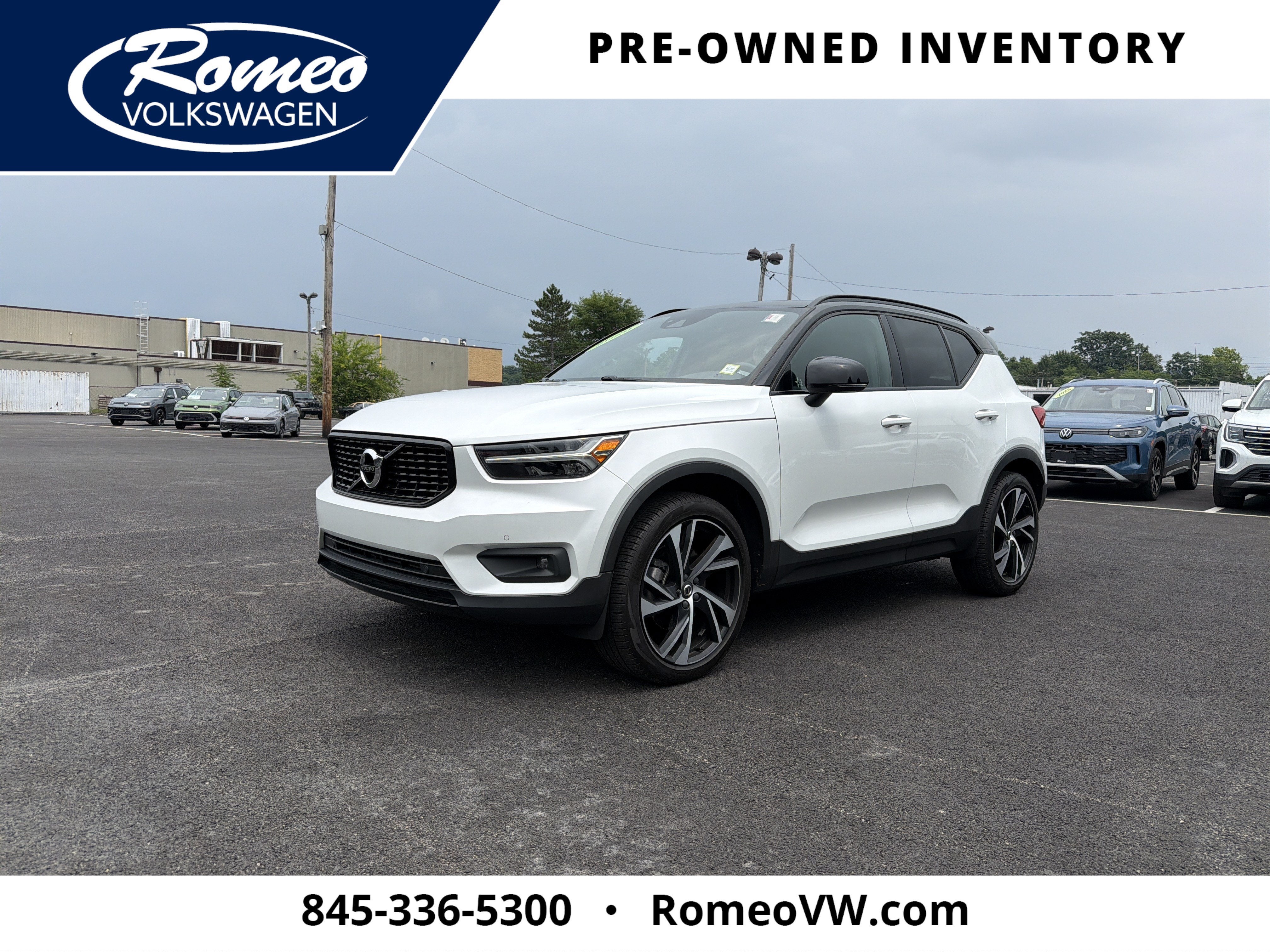 2020 Volvo XC40 R-Design