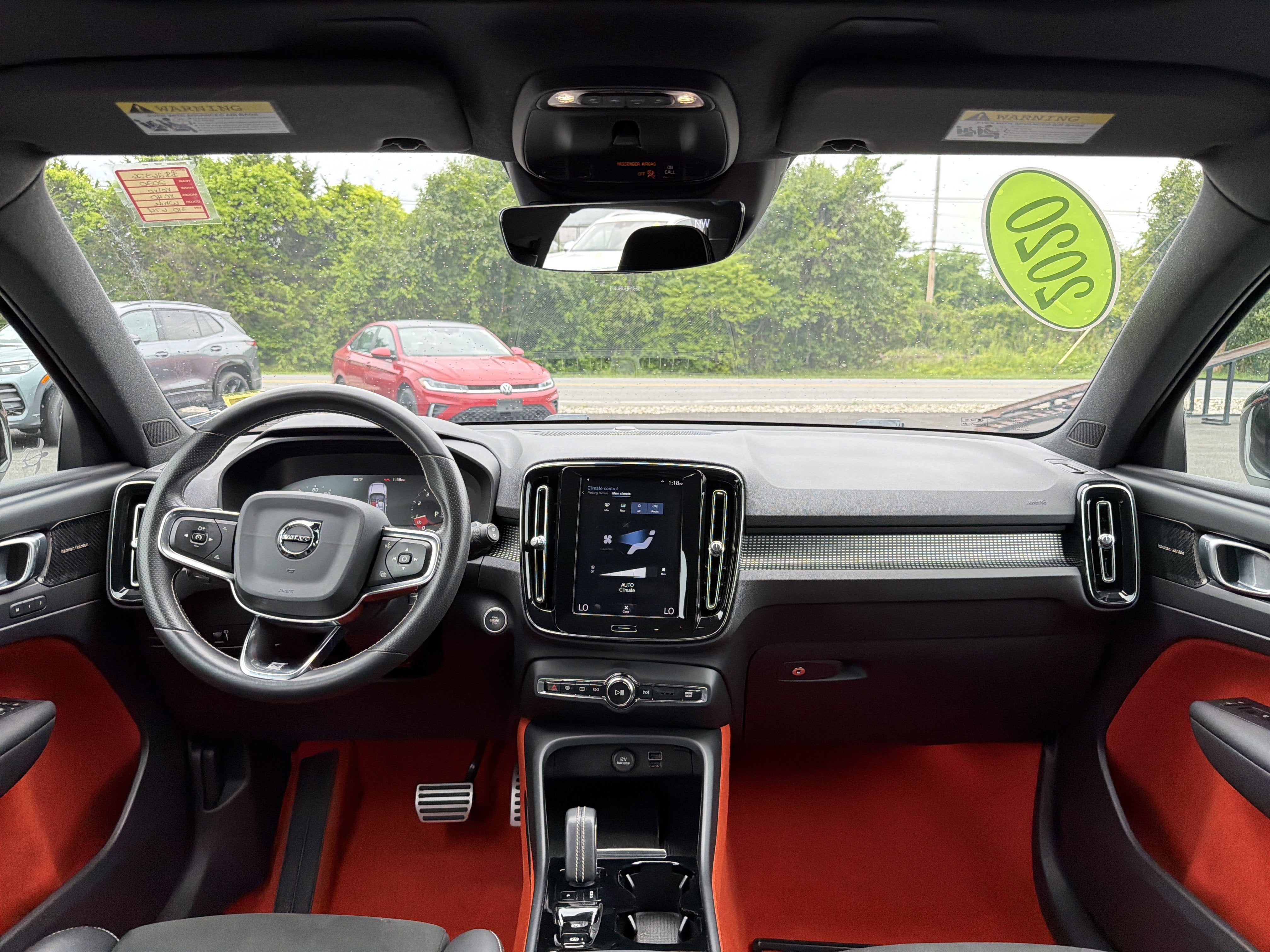 2020 Volvo XC40 R-Design