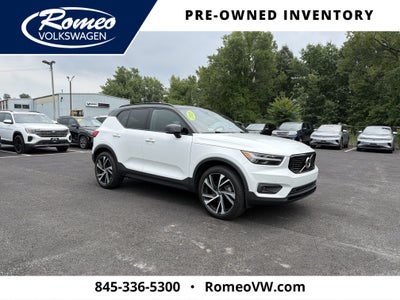 2020 Volvo XC40 R-Design