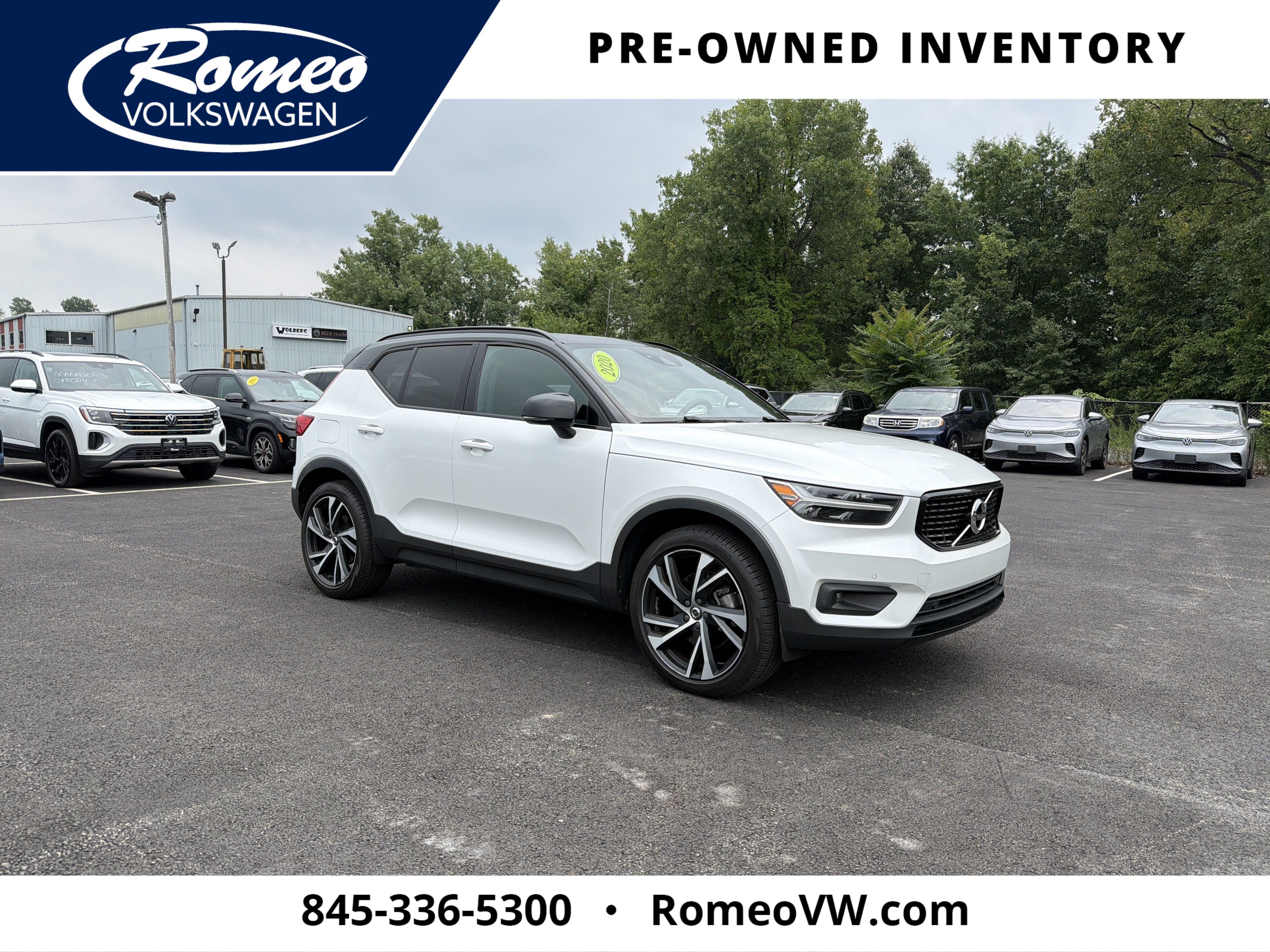 2020 Volvo XC40 R-Design
