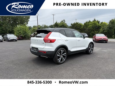 2020 Volvo XC40 R-Design