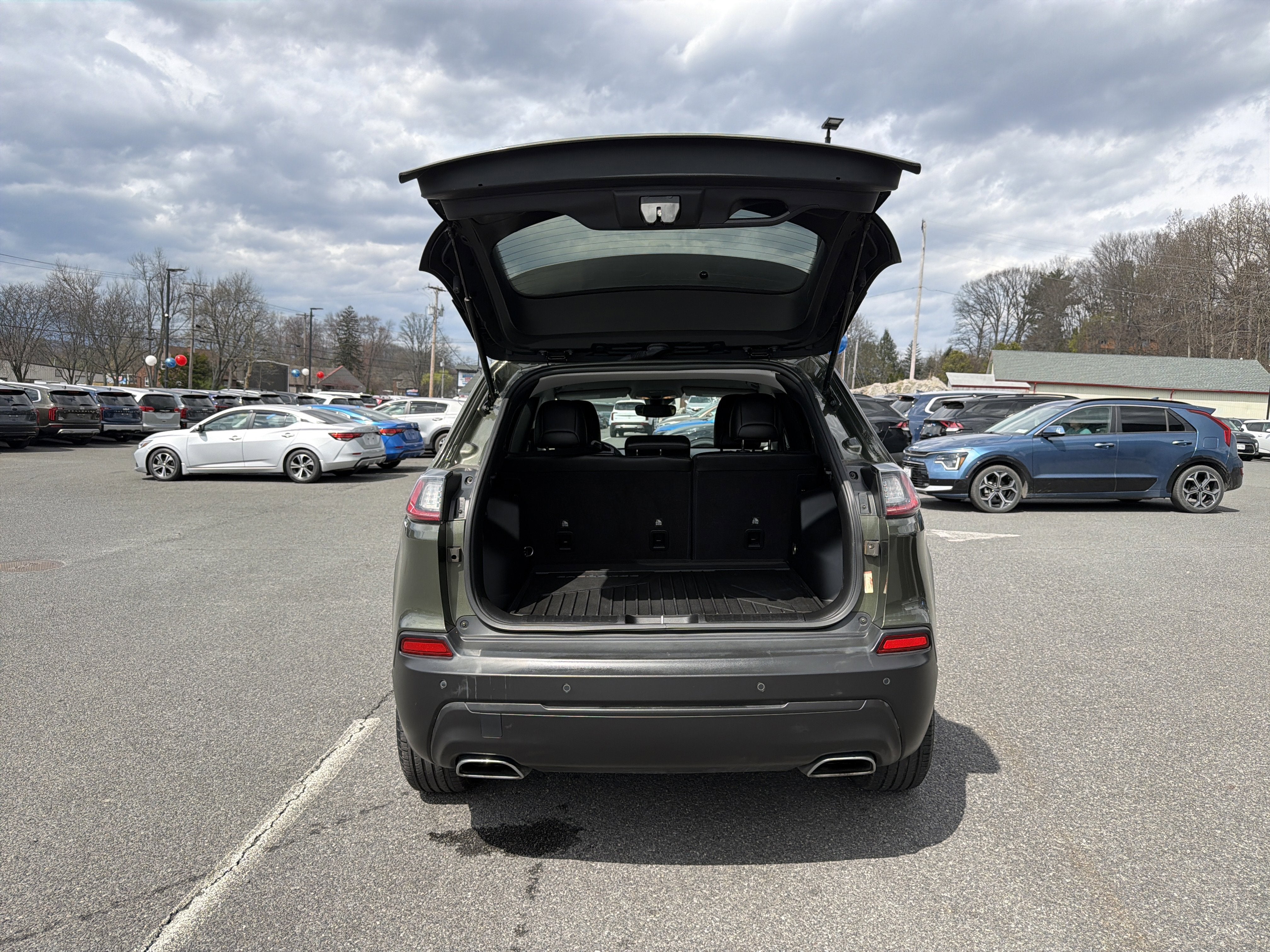2021 Jeep Cherokee Latitude Lux
