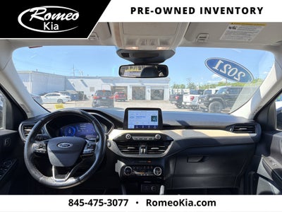 2021 Ford Escape Titanium