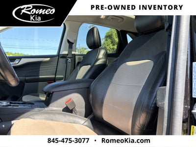 2021 Ford Escape Titanium